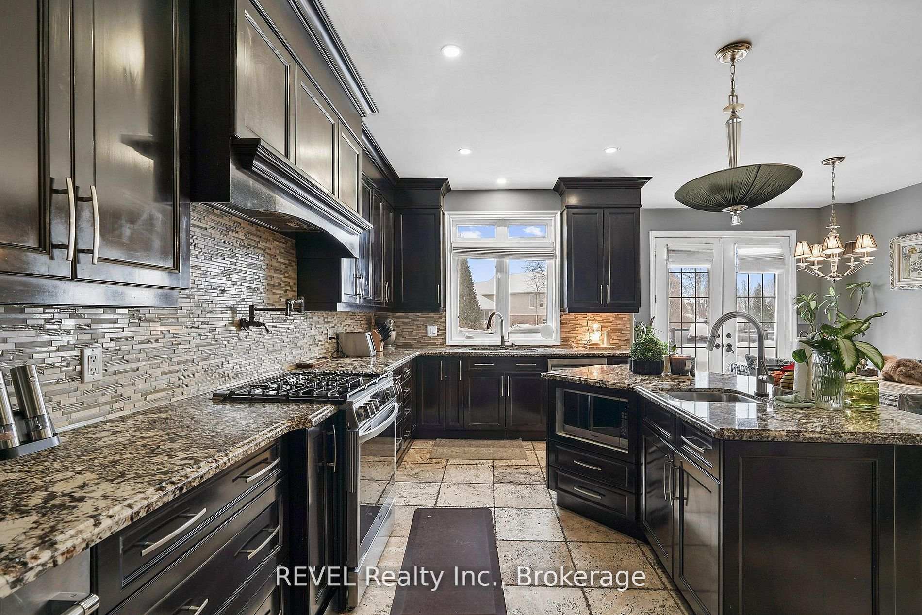 Photo 18 of 6600 Richard Crescent, Niagara Falls, Forestview — HOMEH
