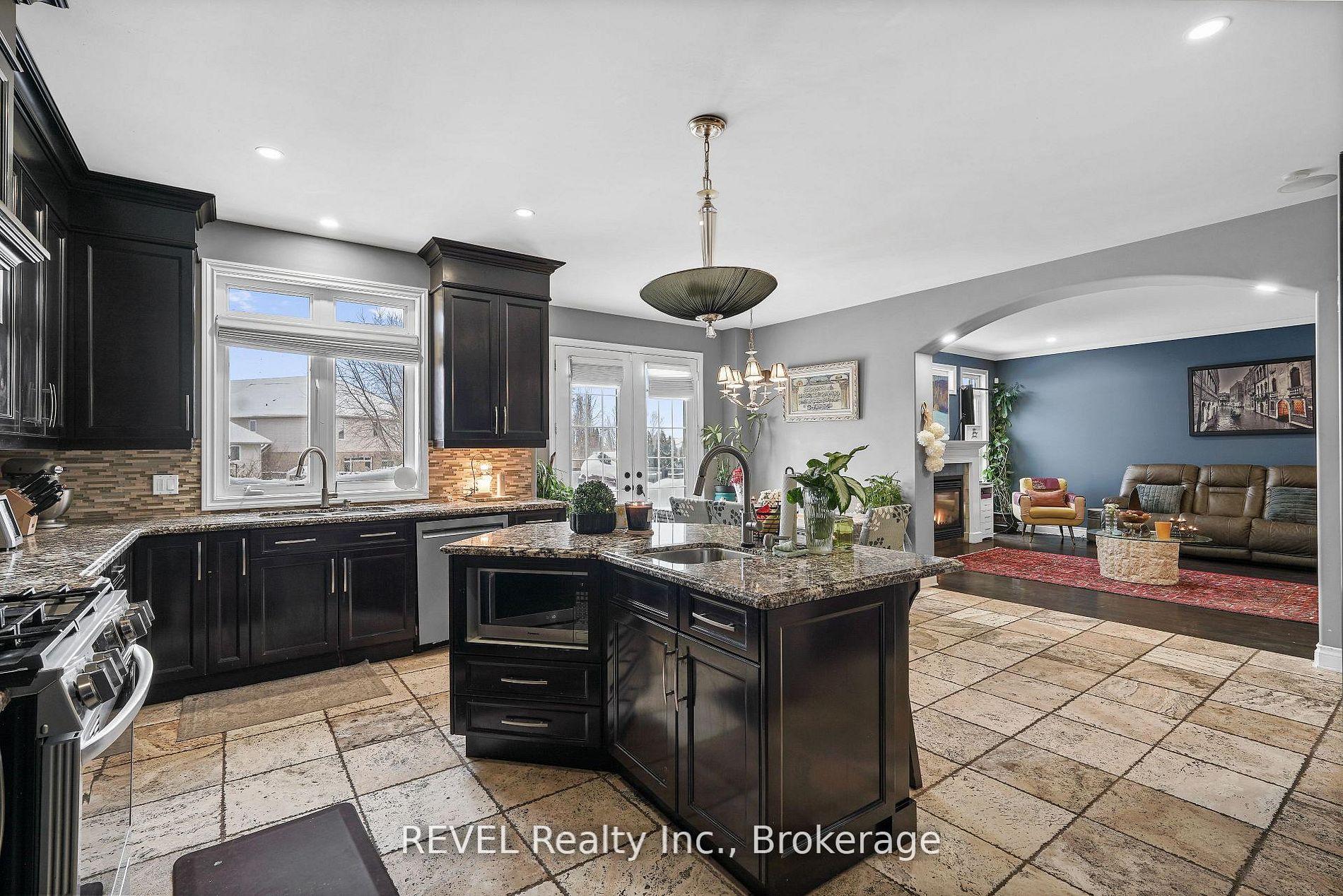 Photo 19 of 6600 Richard Crescent, Niagara Falls, Forestview — HOMEH
