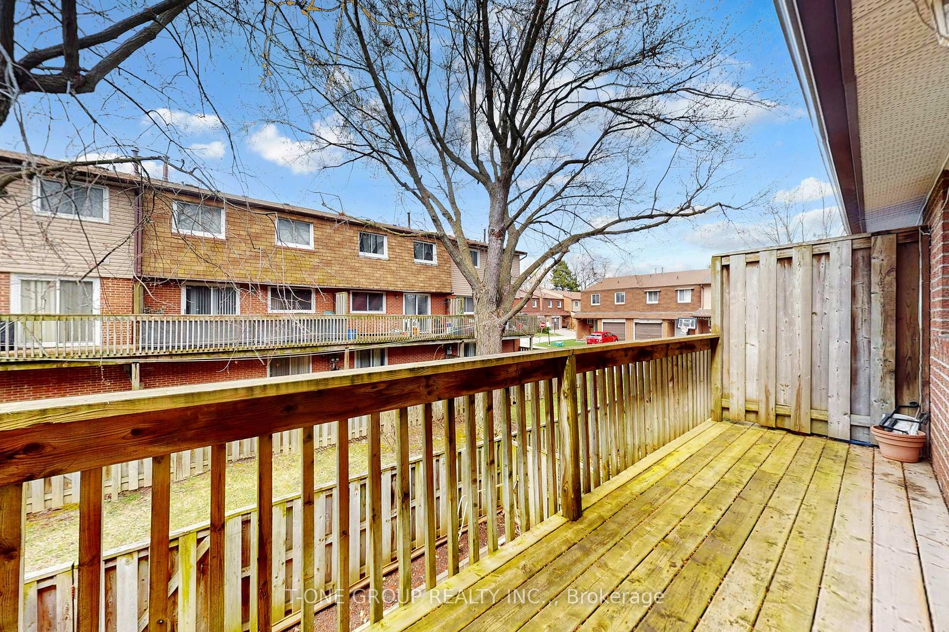 Photo 12 of Unit 75, 3025 Cedarglen Gate, Mississauga, Erindale — HOMEH