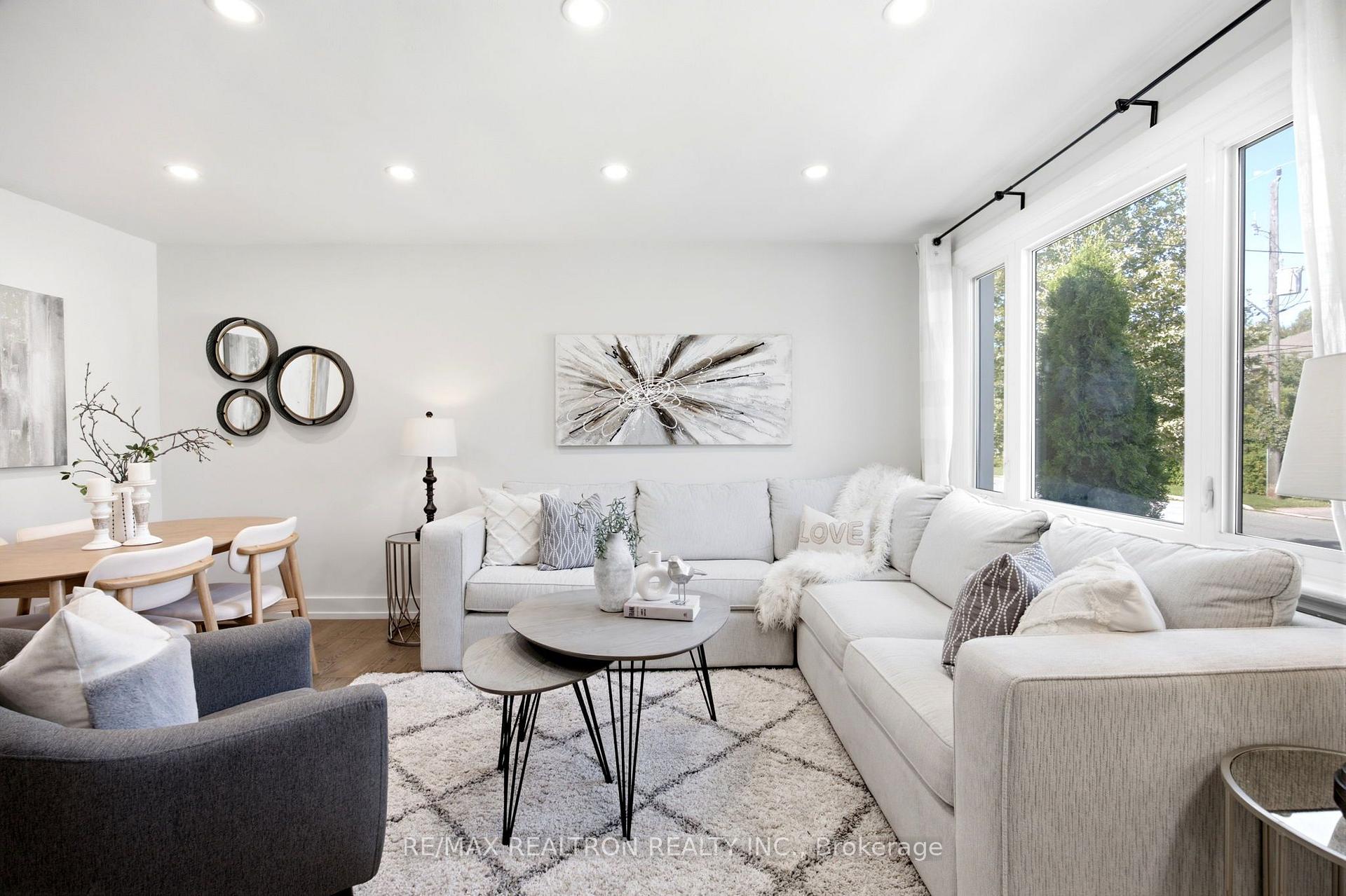 Photo 7 of 119 Reiner Road, North York, Clanton Park — HOMEH