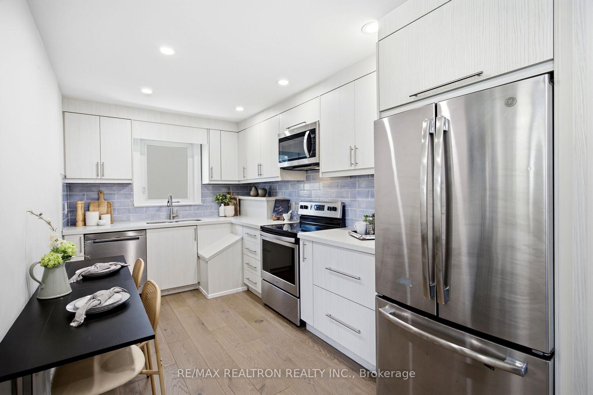Photo 12 of 119 Reiner Road, North York, Clanton Park — HOMEH