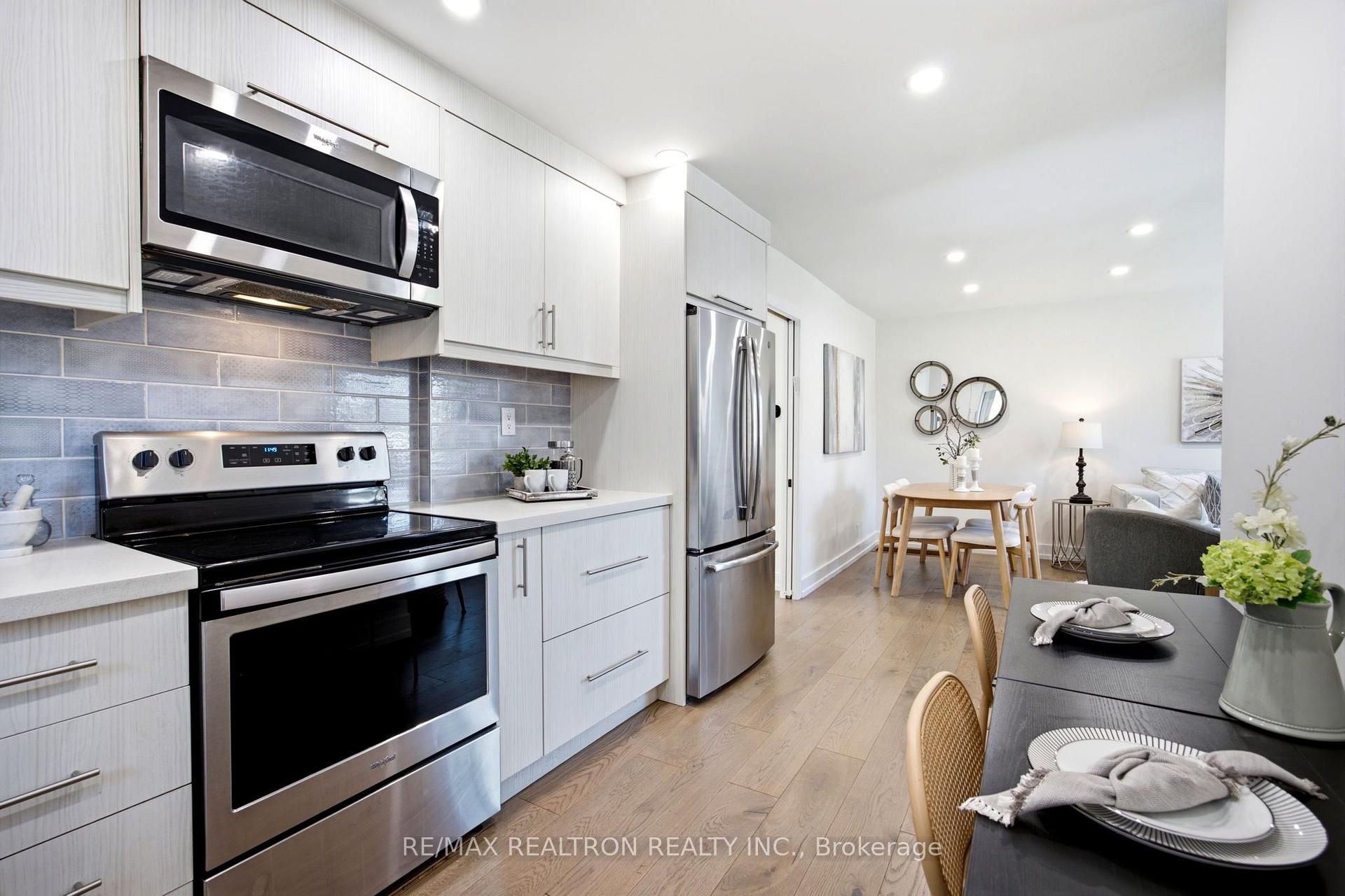 Photo 14 of 119 Reiner Road, North York, Clanton Park — HOMEH