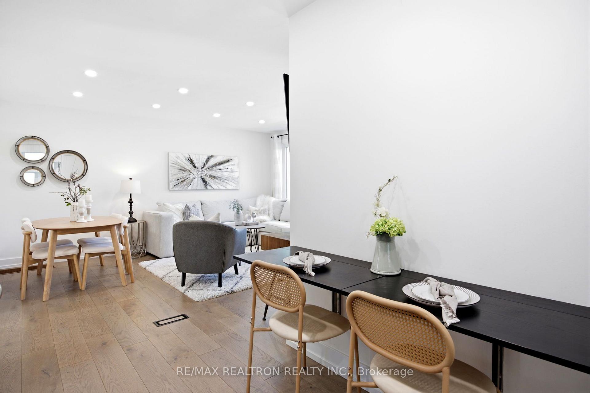 Photo 15 of 119 Reiner Road, North York, Clanton Park — HOMEH