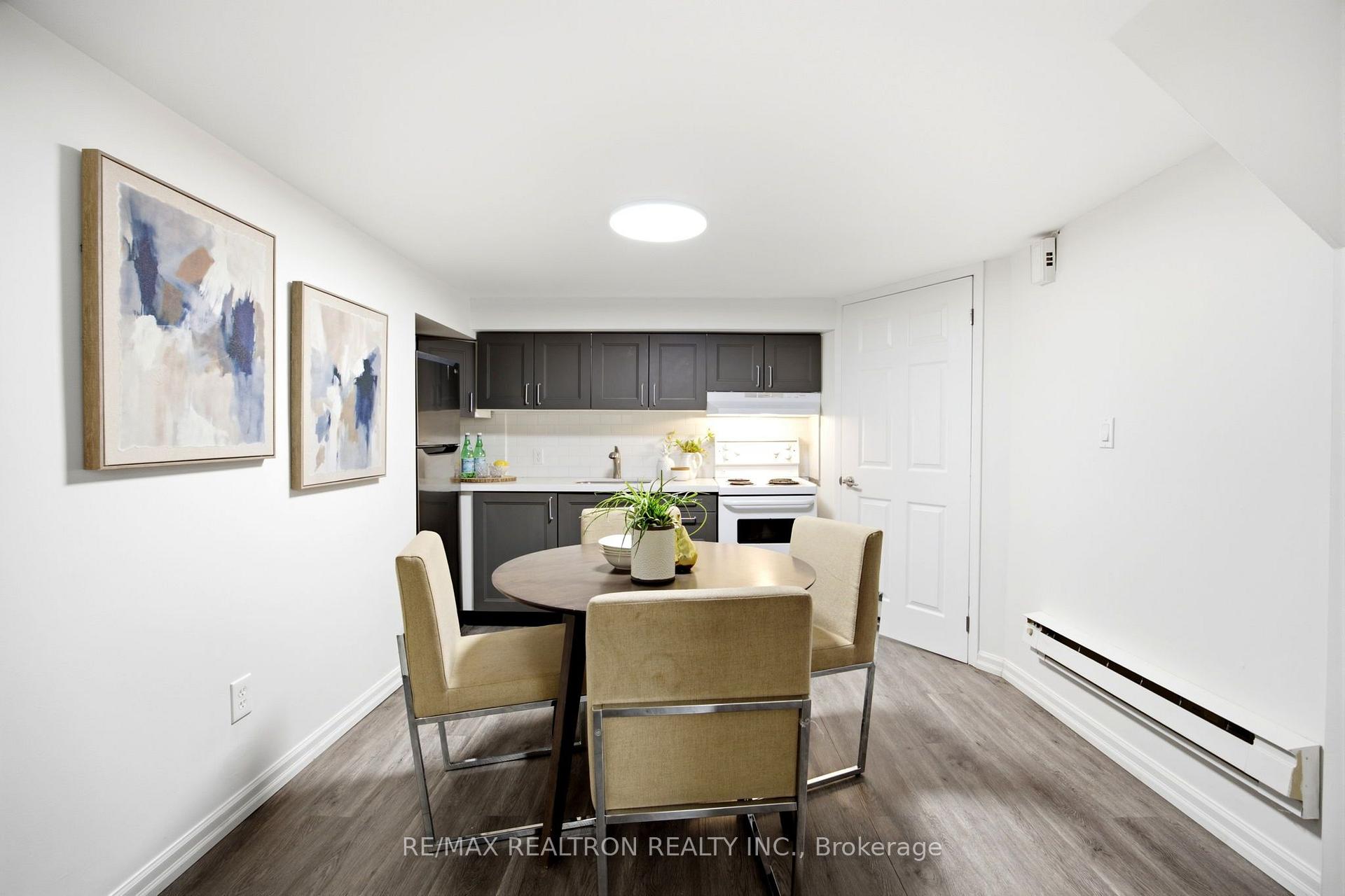 Photo 38 of 119 Reiner Road, North York, Clanton Park — HOMEH