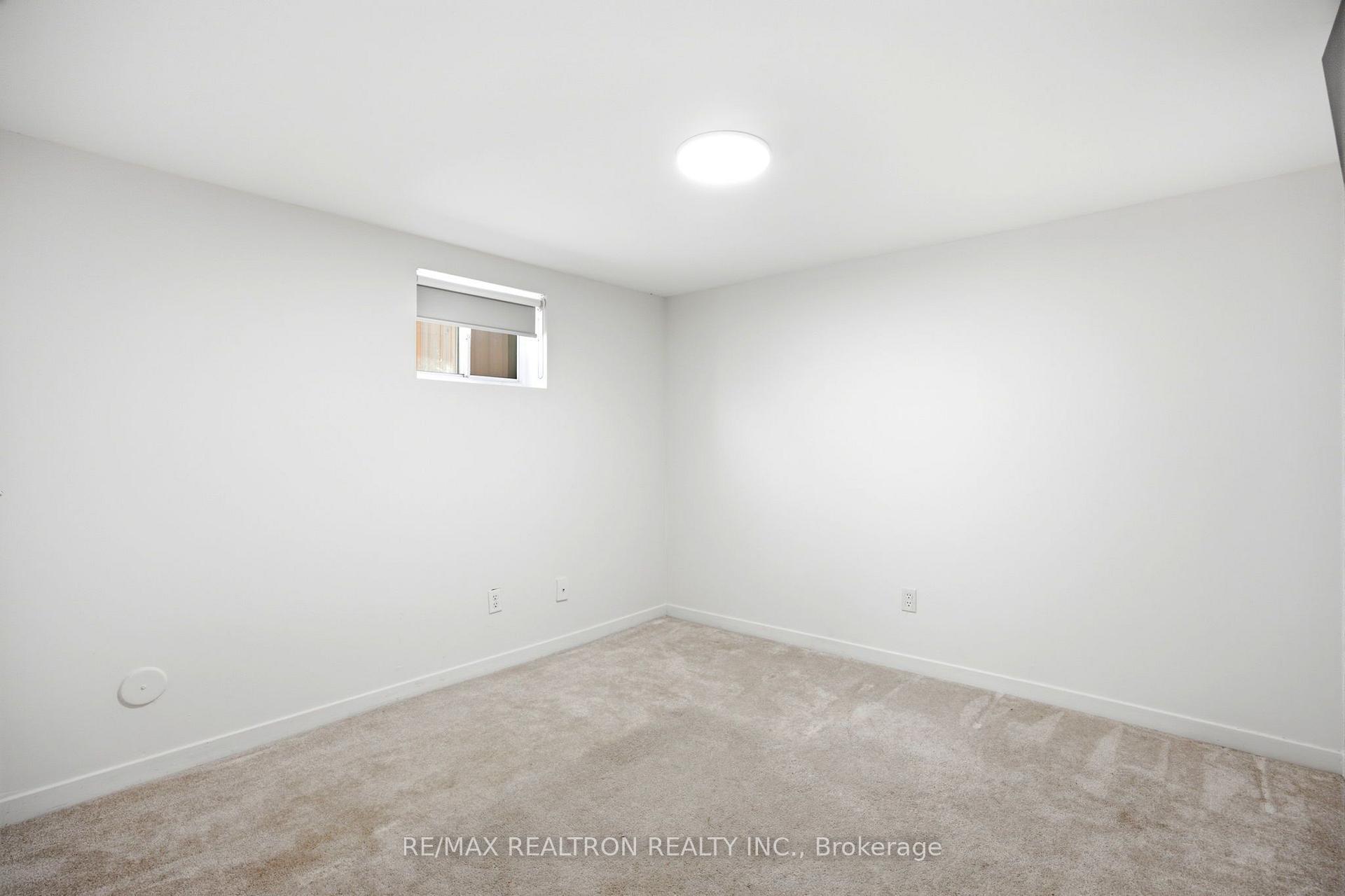 Photo 42 of 119 Reiner Road, North York, Clanton Park — HOMEH