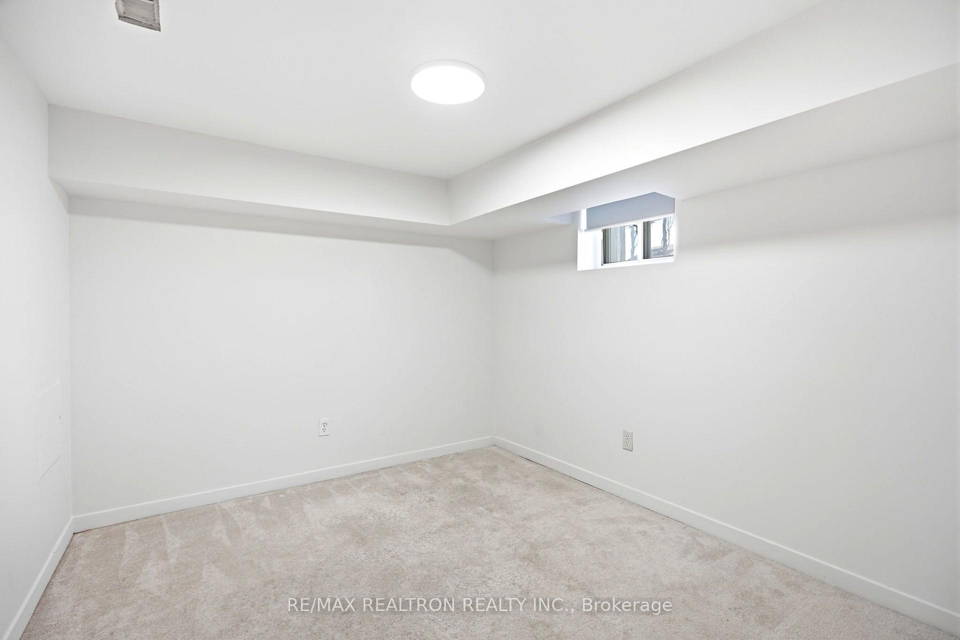 Photo 41 of 119 Reiner Road, North York, Clanton Park — HOMEH