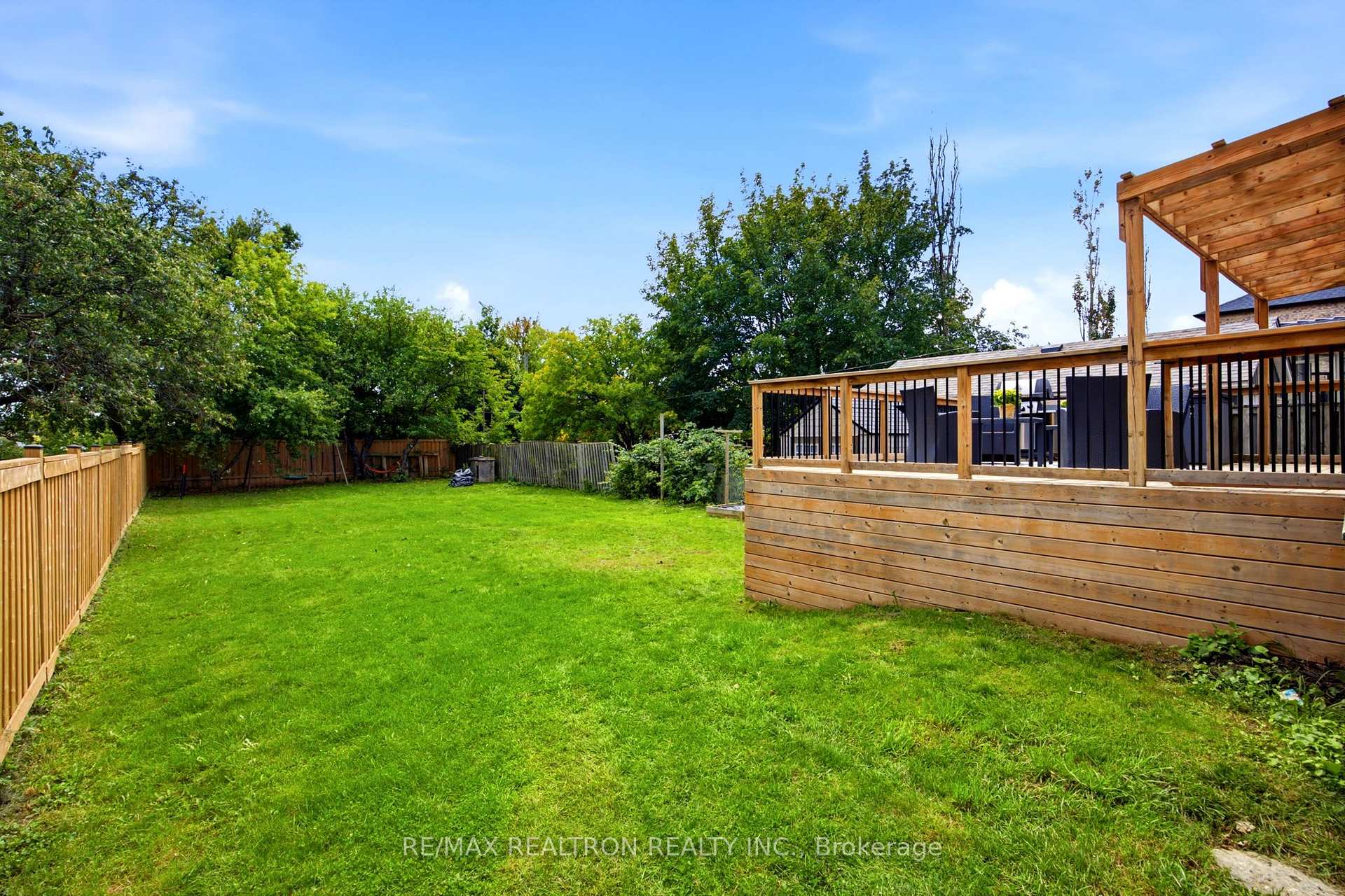 Photo 45 of 119 Reiner Road, North York, Clanton Park — HOMEH