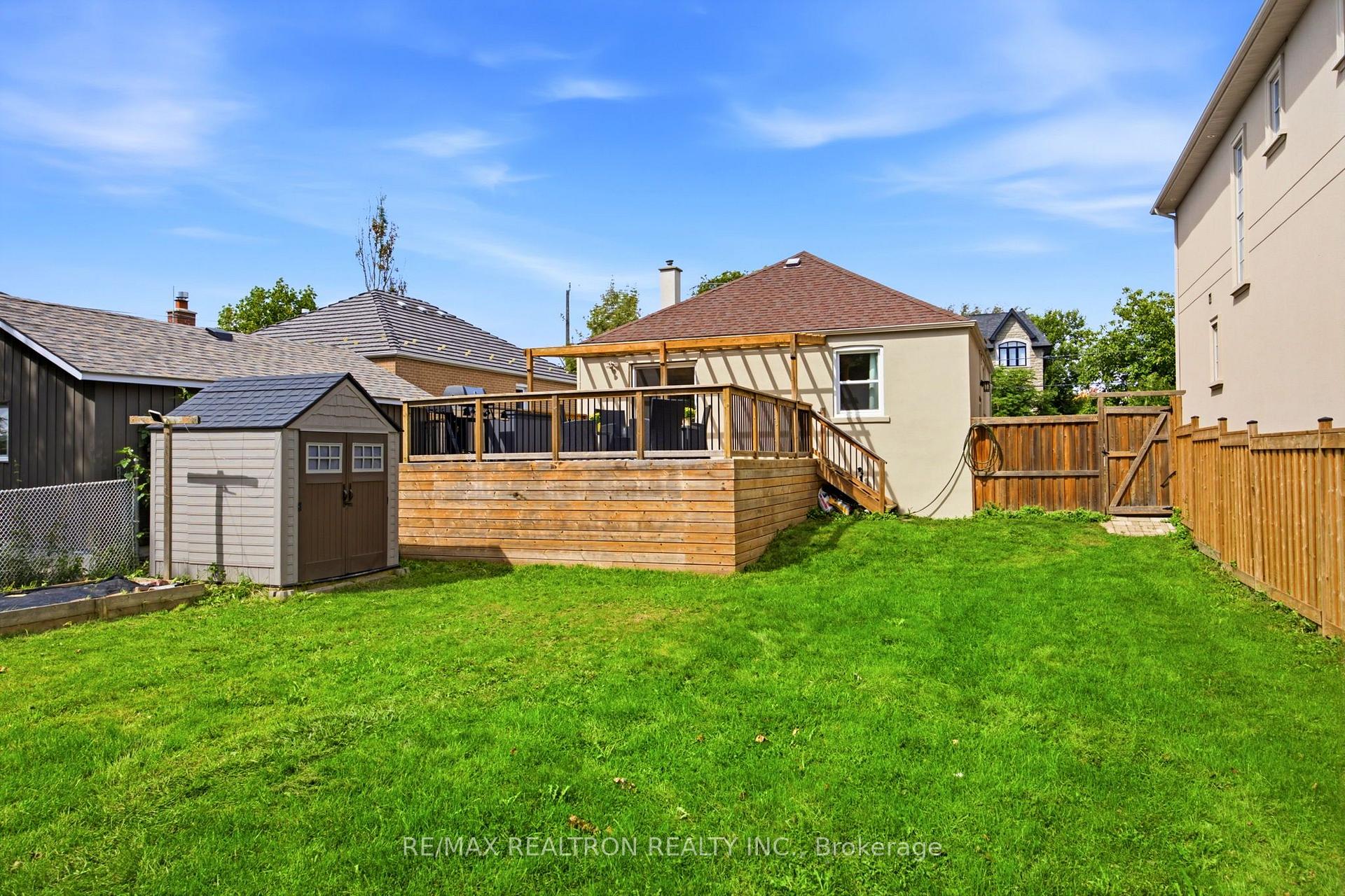 Photo 49 of 119 Reiner Road, North York, Clanton Park — HOMEH
