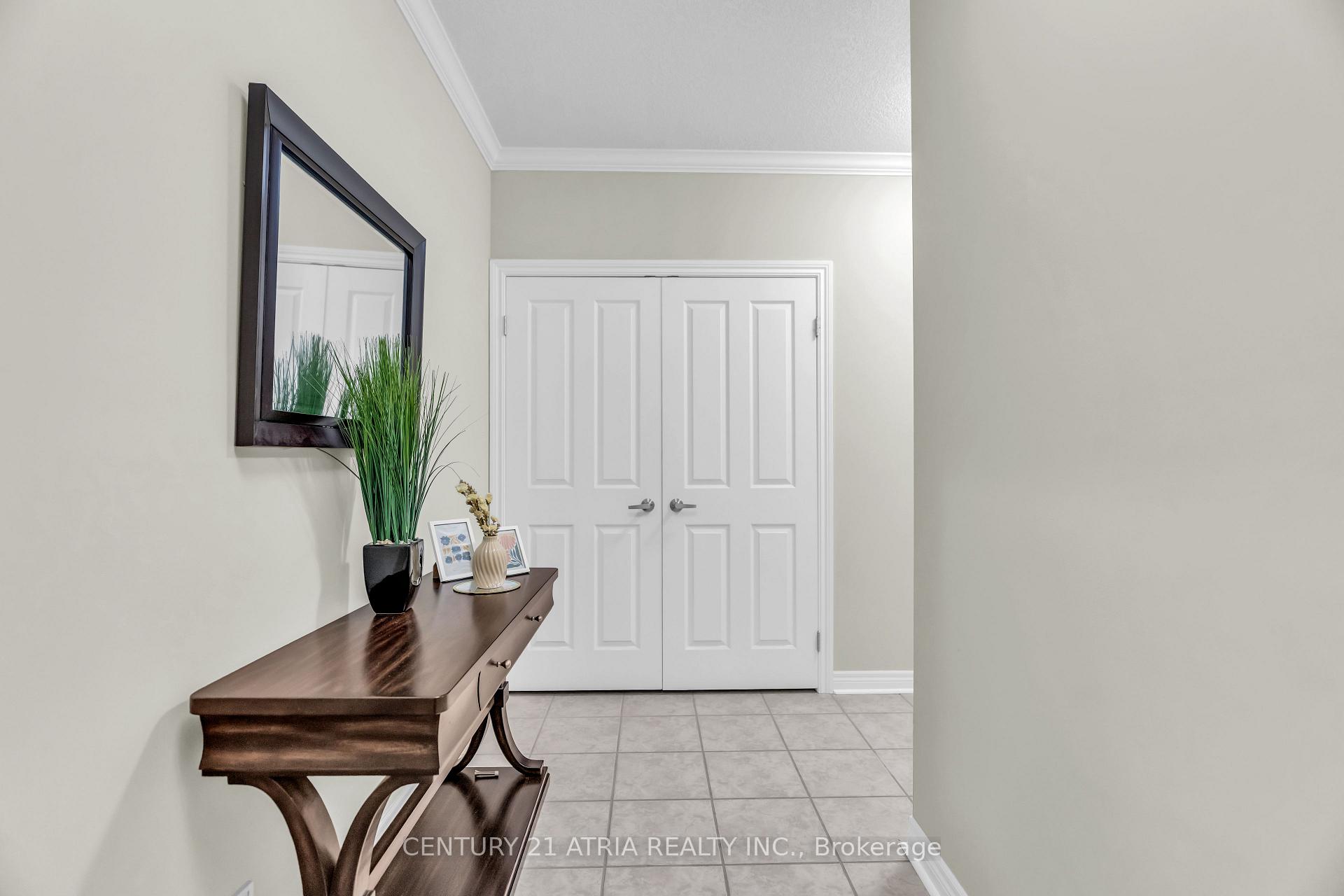 Photo 7 of Unit 1014, 1030 Coronation Drive, London, North I — HOMEH