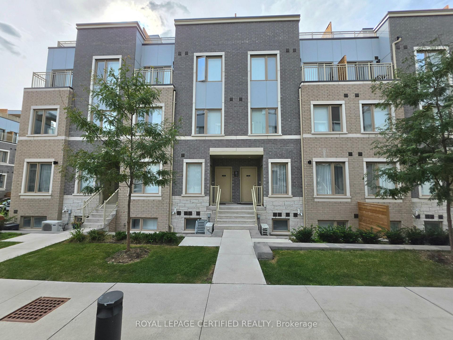Photo 1 of Unit 176, 151 Honeycrisp Crescent, Vaughan, Vaughan Corporate Centre — HOMEH