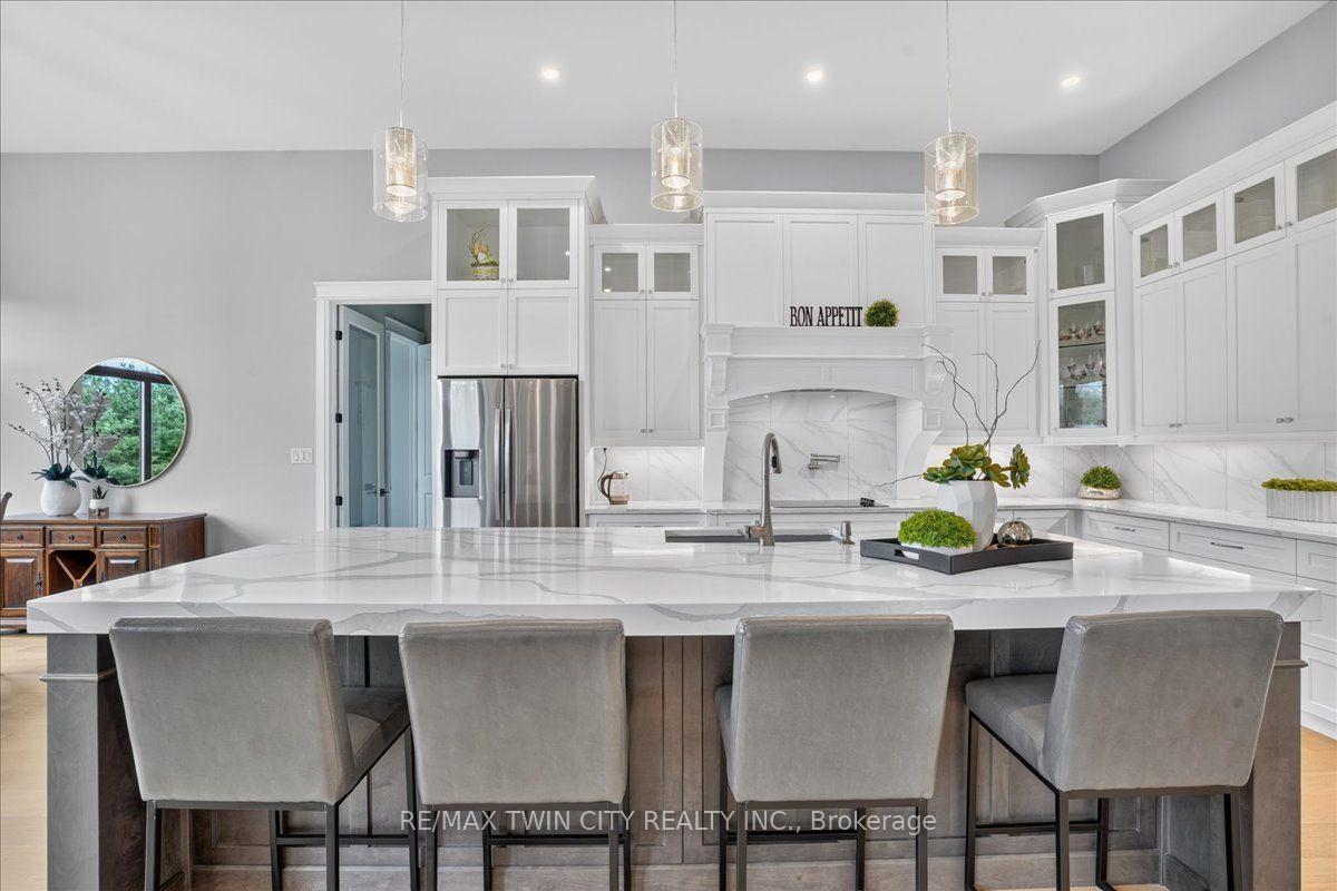 Photo 19 of Unit 8, 670 Bishopsgate Road, Brant, Paris — HOMEH