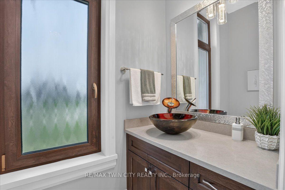 Photo 31 of Unit 8, 670 Bishopsgate Road, Brant, Paris — HOMEH