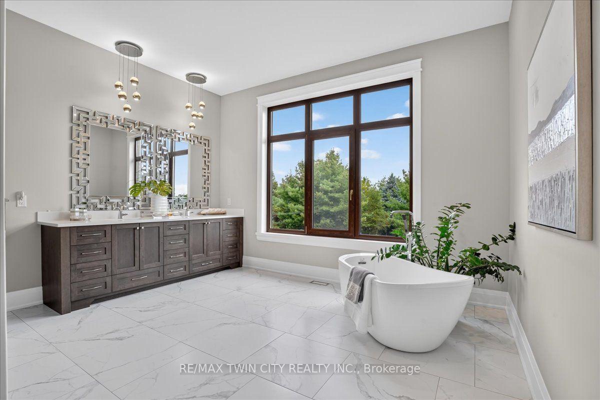 Photo 36 of Unit 8, 670 Bishopsgate Road, Brant, Paris — HOMEH