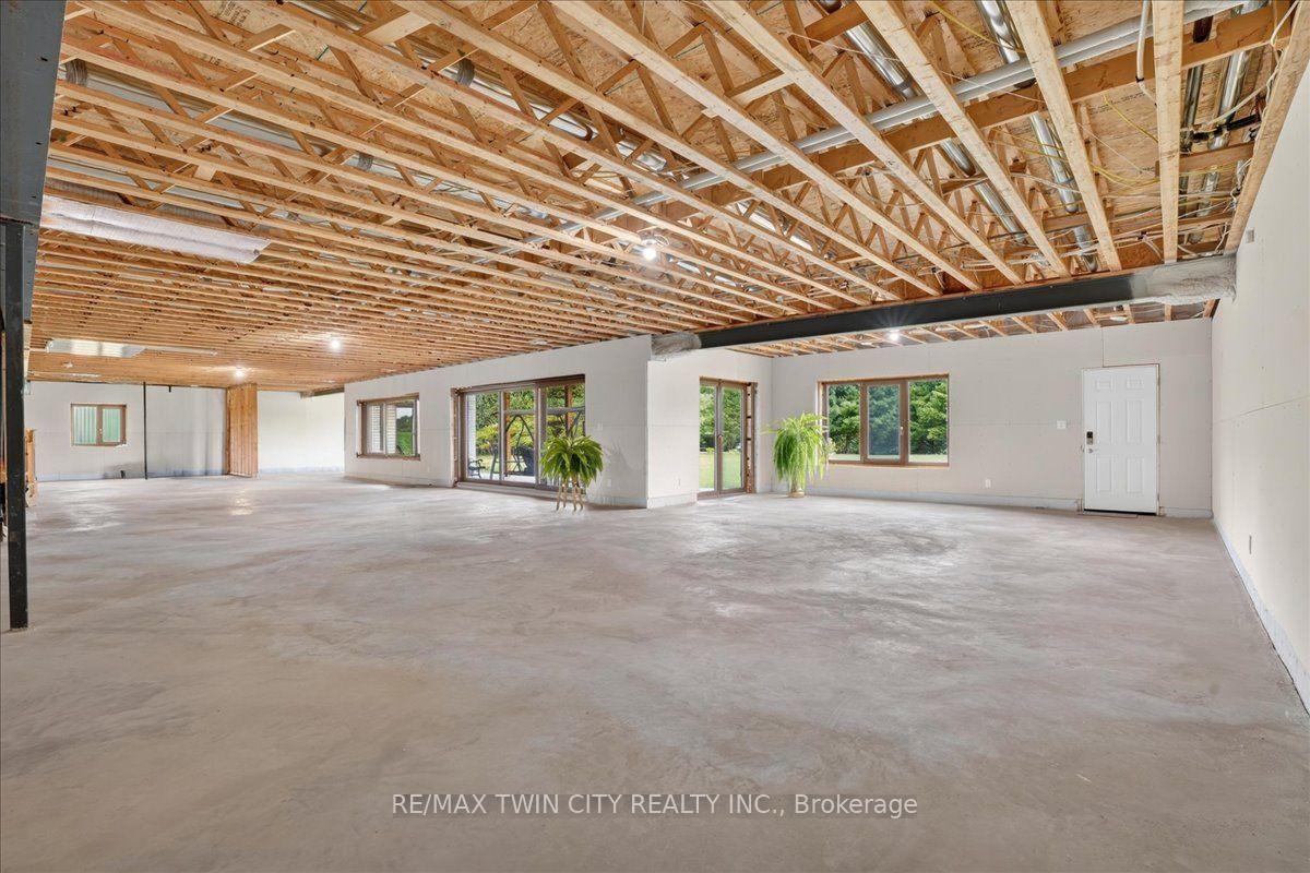 Photo 45 of Unit 8, 670 Bishopsgate Road, Brant, Paris — HOMEH