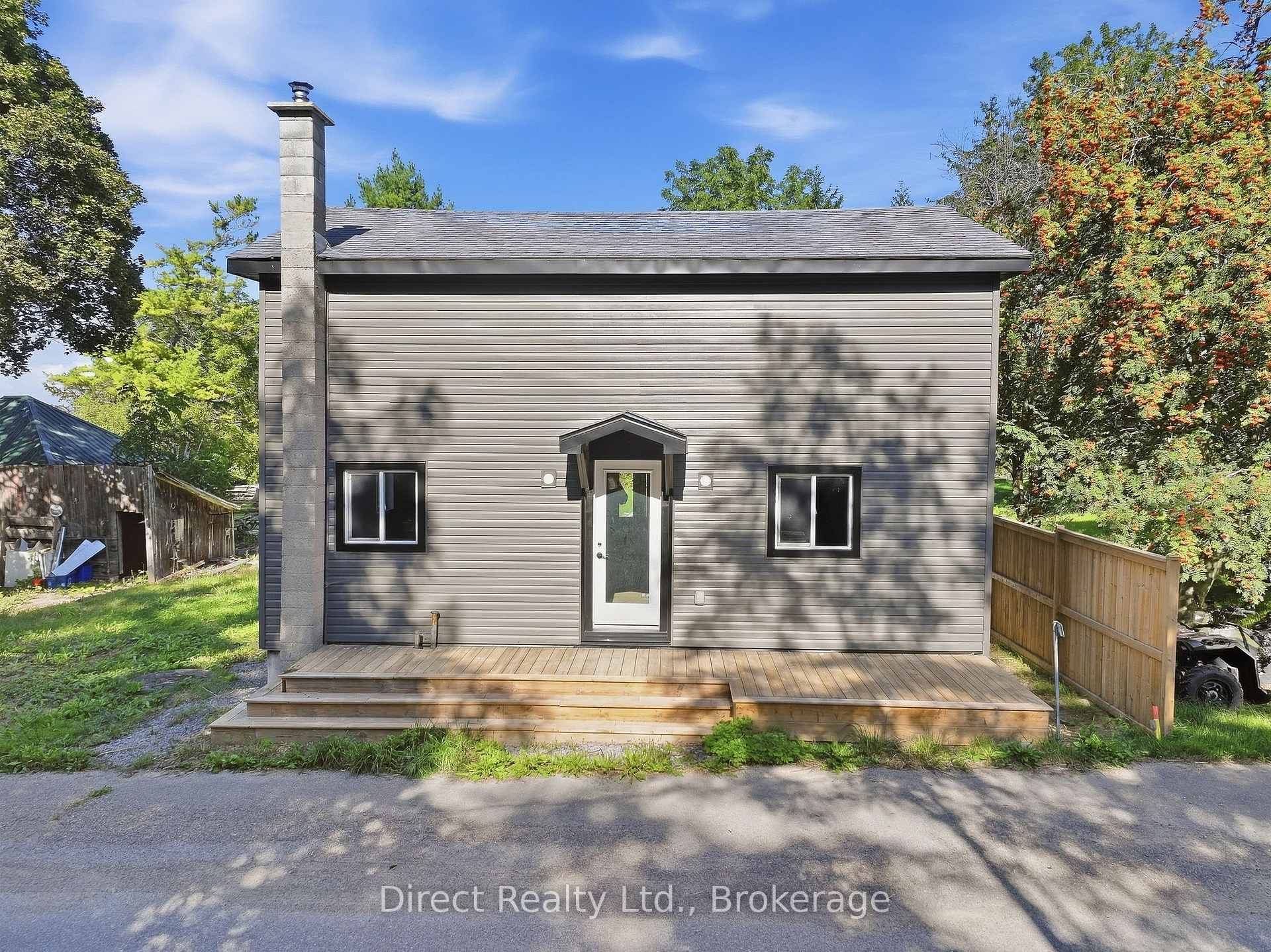 Front of 14 Ryerson Street