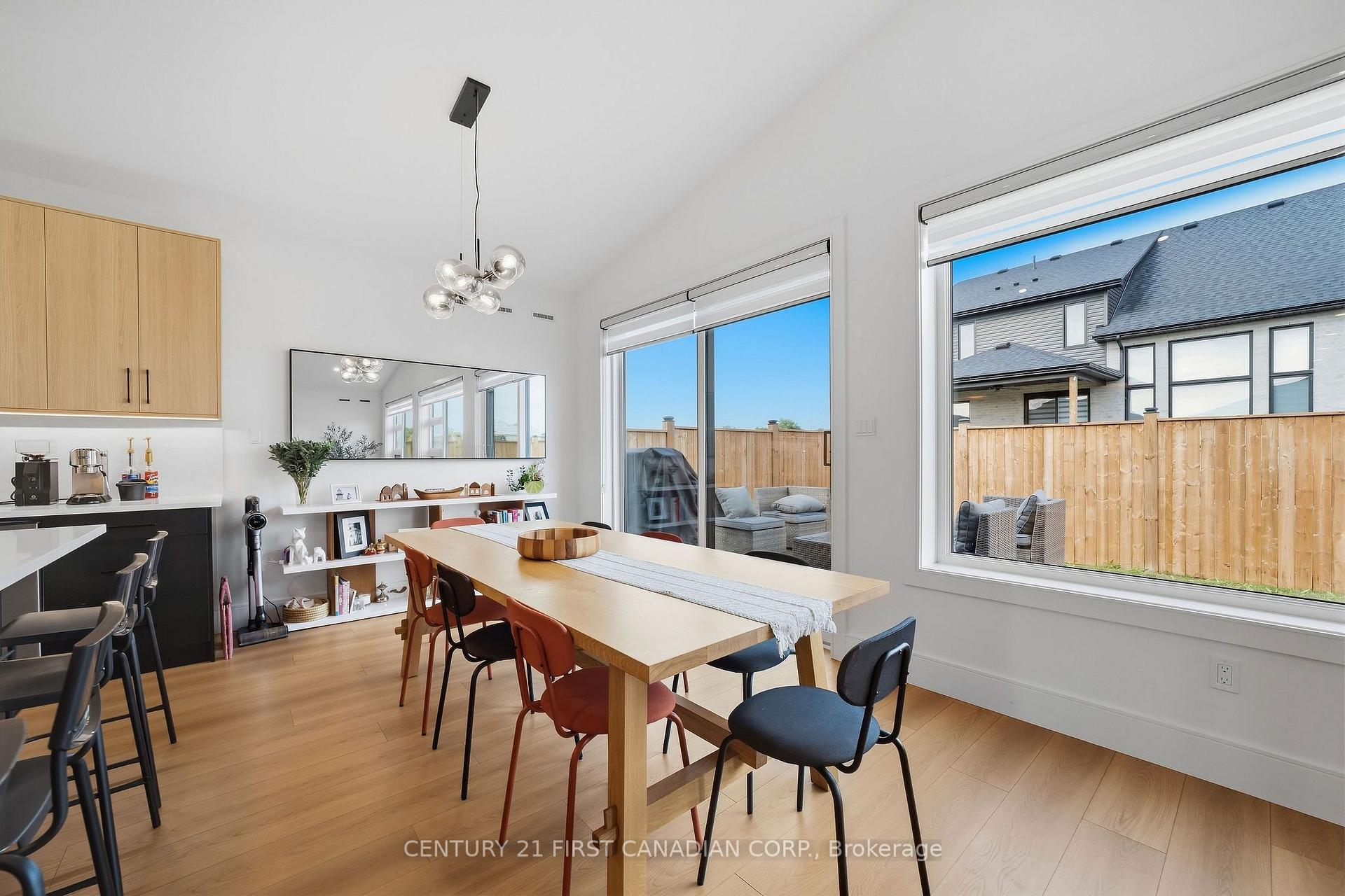Photo 12 of 17 Sheldabren Street, North Middlesex, Ailsa Craig — HOMEH
