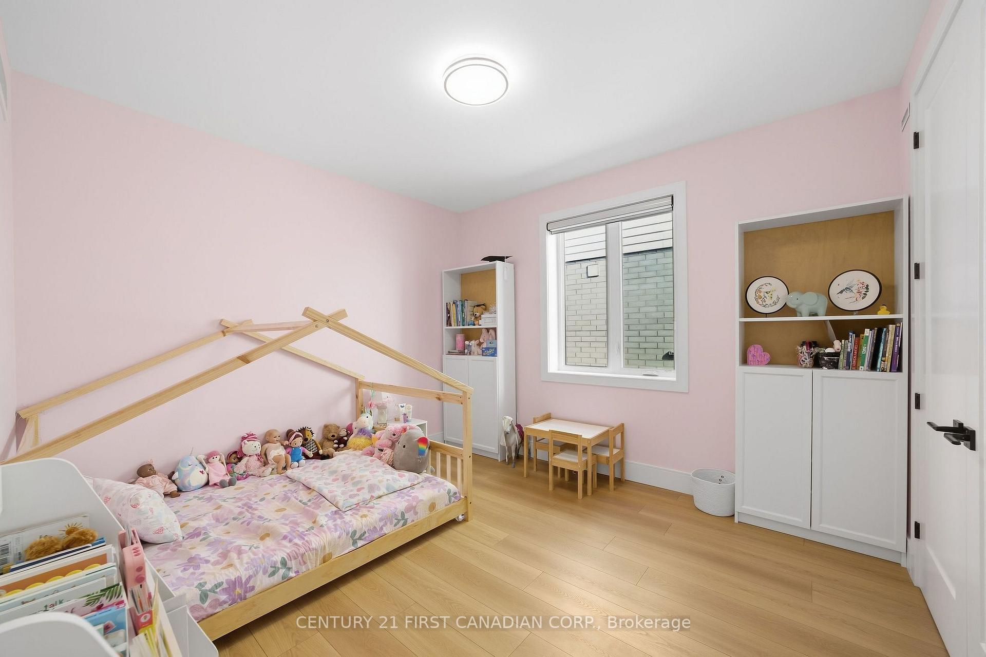 Photo 18 of 17 Sheldabren Street, North Middlesex, Ailsa Craig — HOMEH