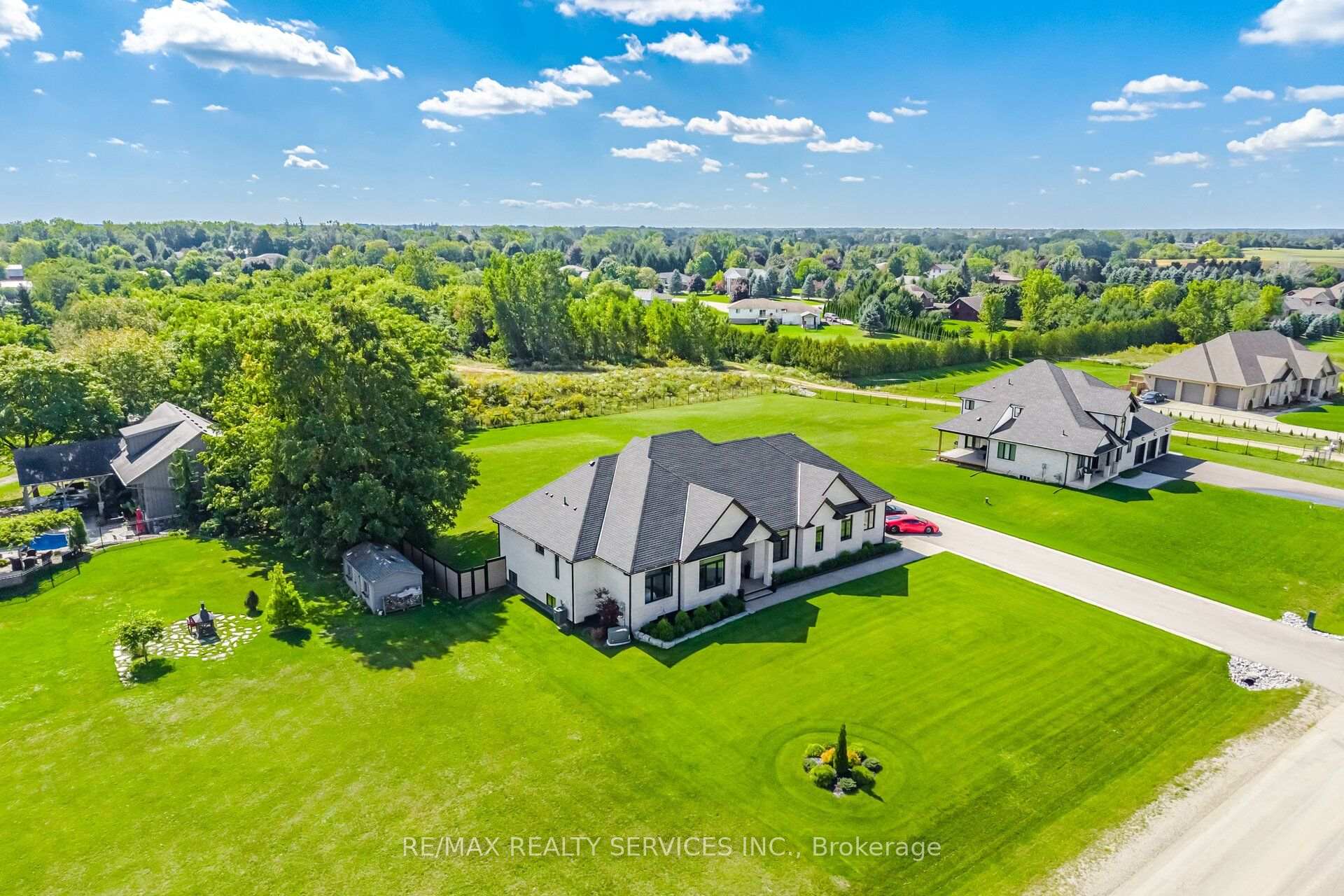 Photo 2 of 56 Augustus Street, Brant, Brantford Twp — HOMEH