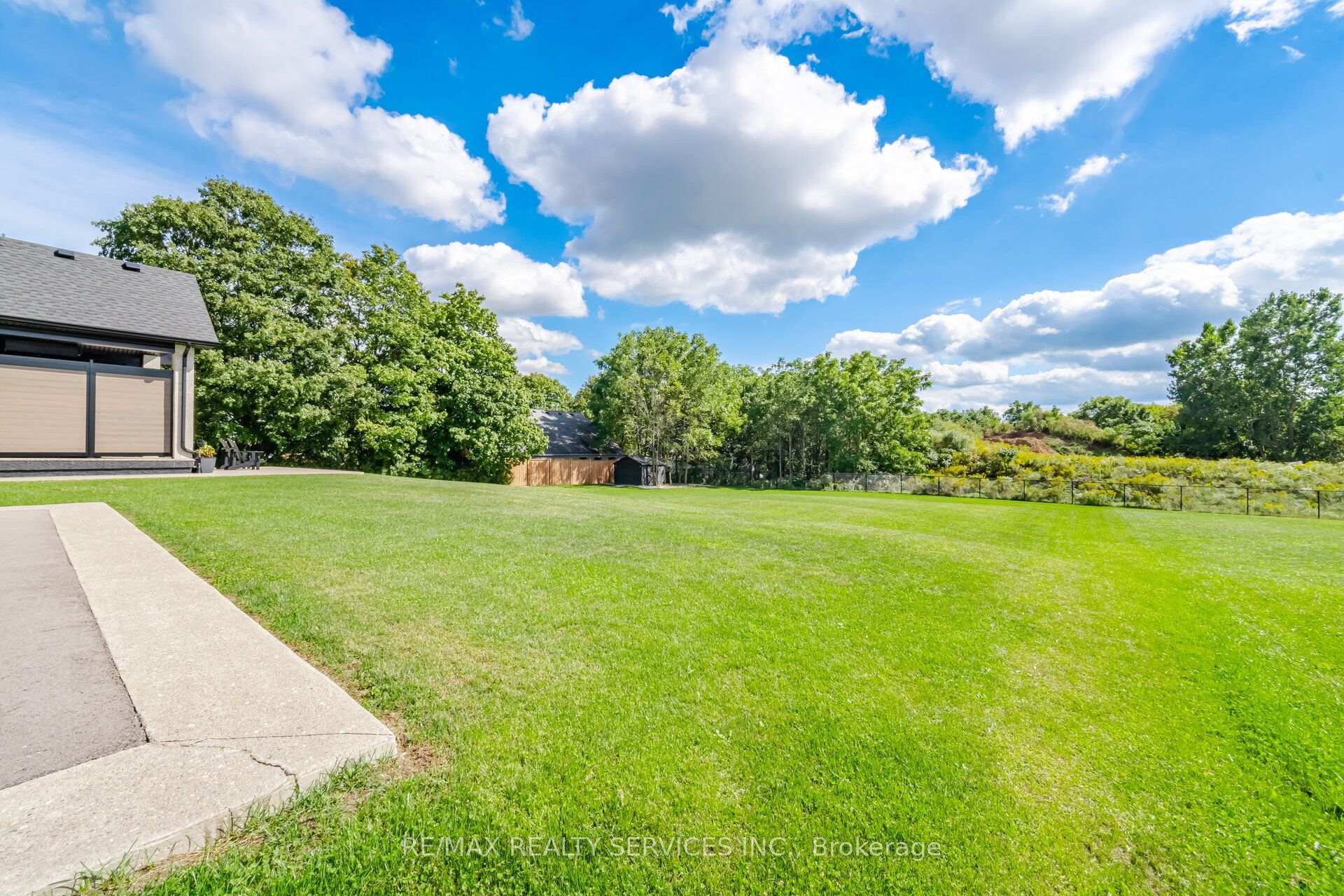 Photo 46 of 56 Augustus Street, Brant, Brantford Twp — HOMEH