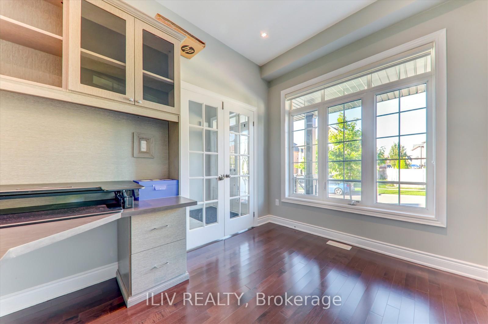 Photo 5 of Unit Upper, 3 James Glover Drive, Markham, Berczy — HOMEH