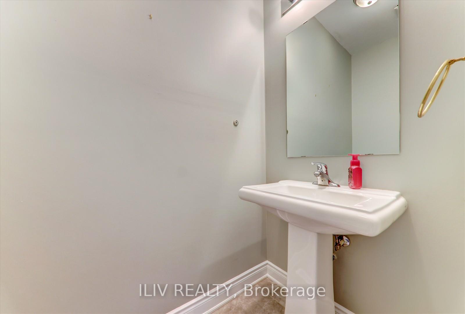 Photo 14 of Unit Upper, 3 James Glover Drive, Markham, Berczy — HOMEH