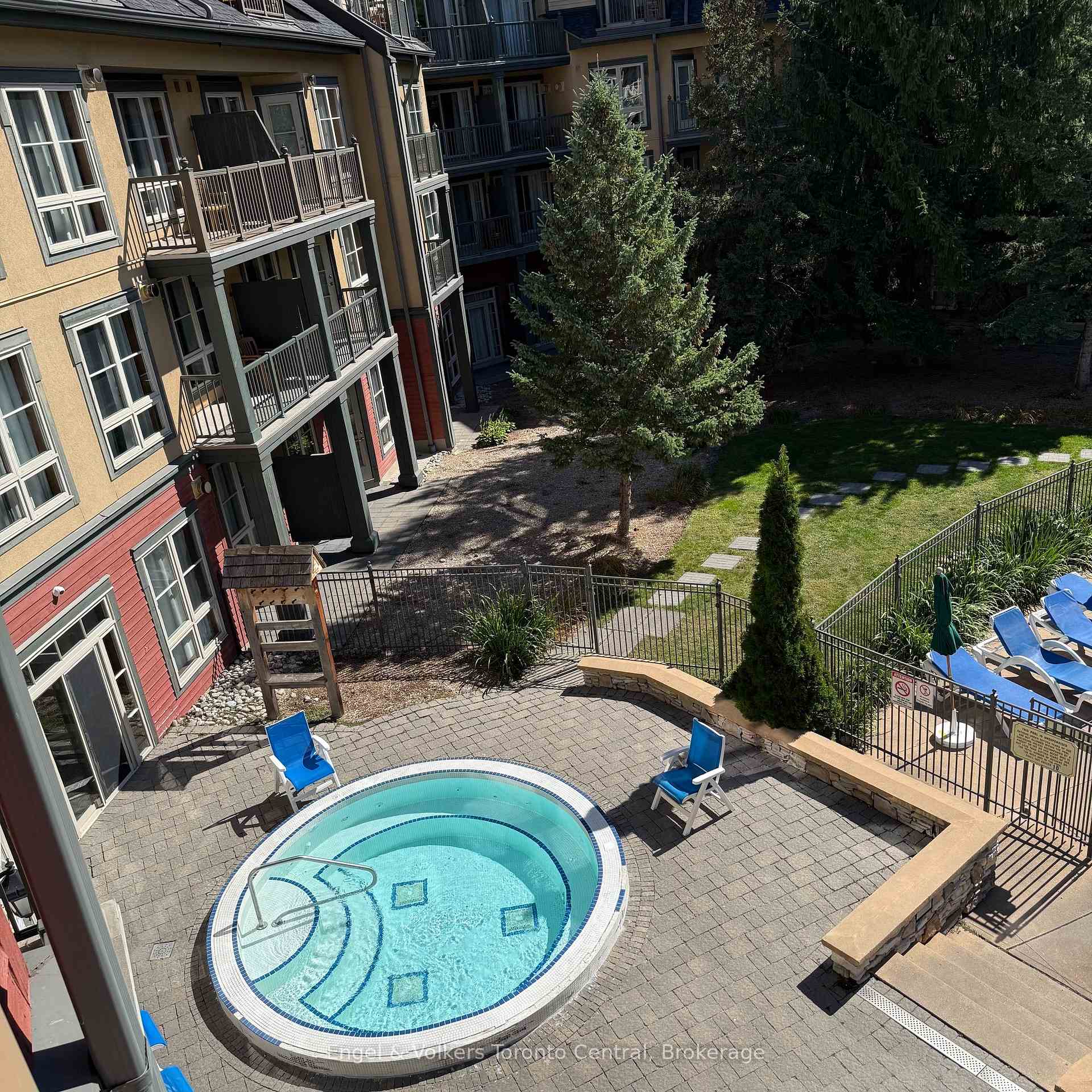 Photo 5 of Unit 322, 156 Jozo Weider Boulevard, Blue Mountains — HOMEH