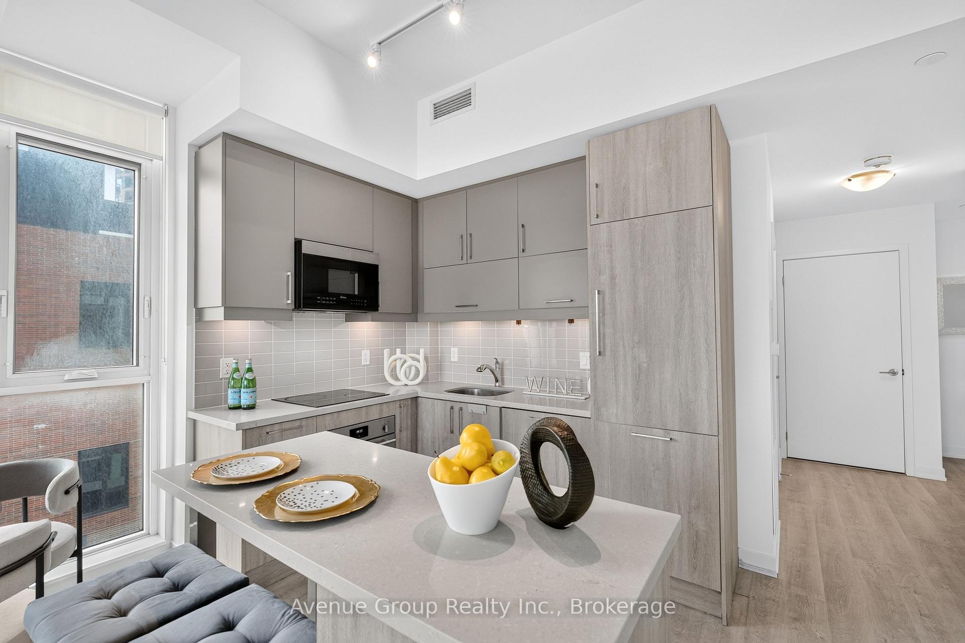 Photo 17 of Unit 1011, 292 Verdale Crossing, Markham, Unionville — HOMEH