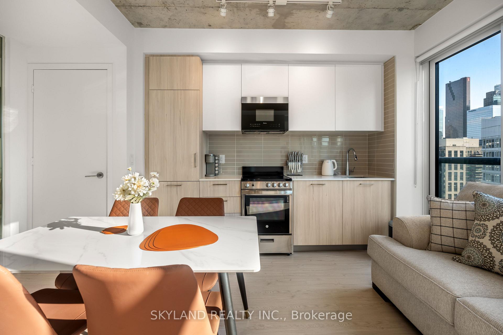 Photo 10 of Unit 2505, 65 Mutual Street, Toronto, Church-Yonge Corridor — HOMEH