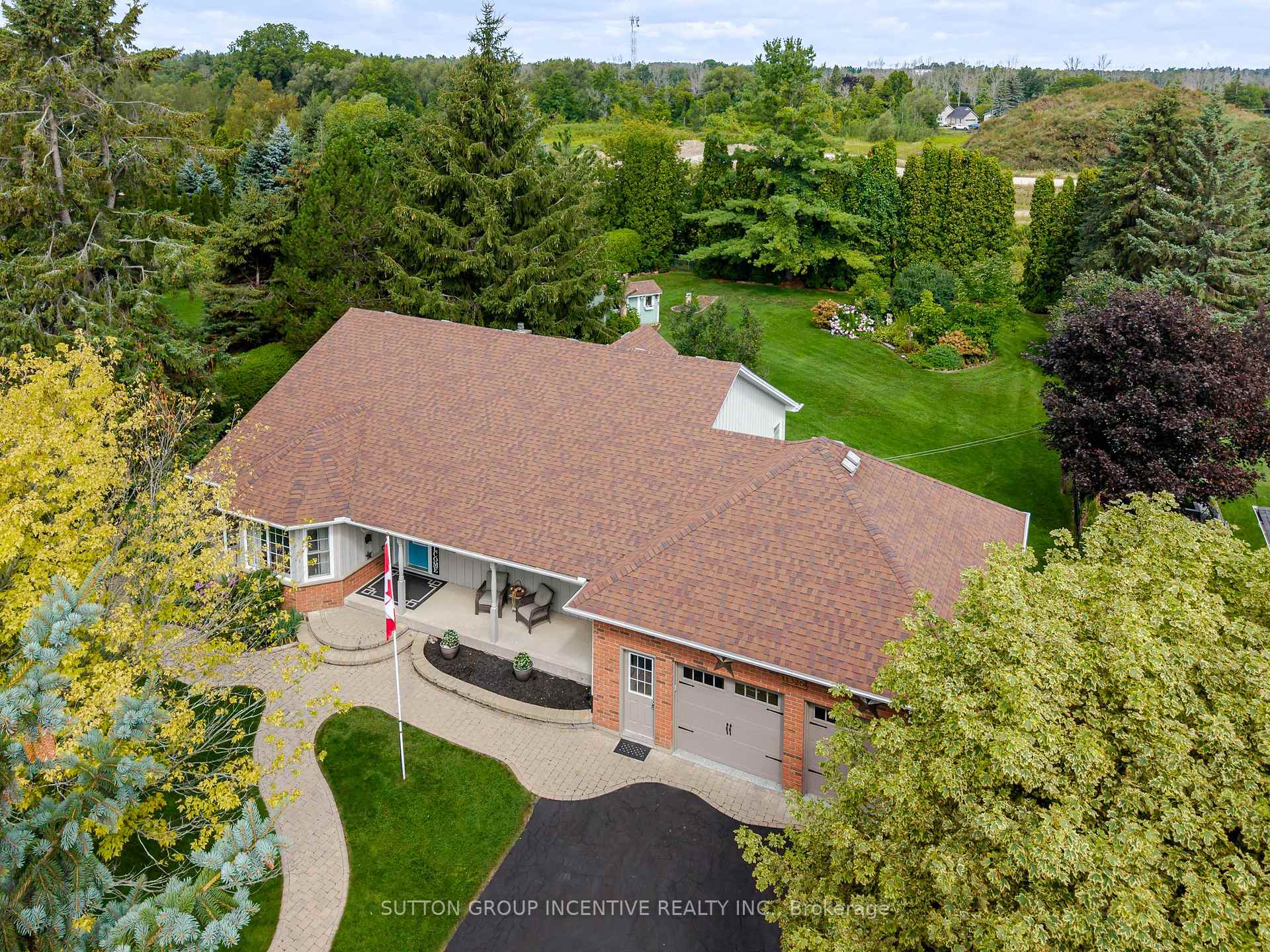 Photo 3 of 1326 Gilford Road, Innisfil, Gilford — HOMEH