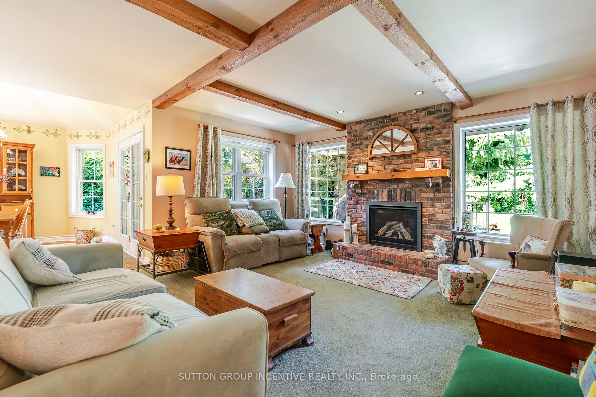 Photo 8 of 1326 Gilford Road, Innisfil, Gilford — HOMEH