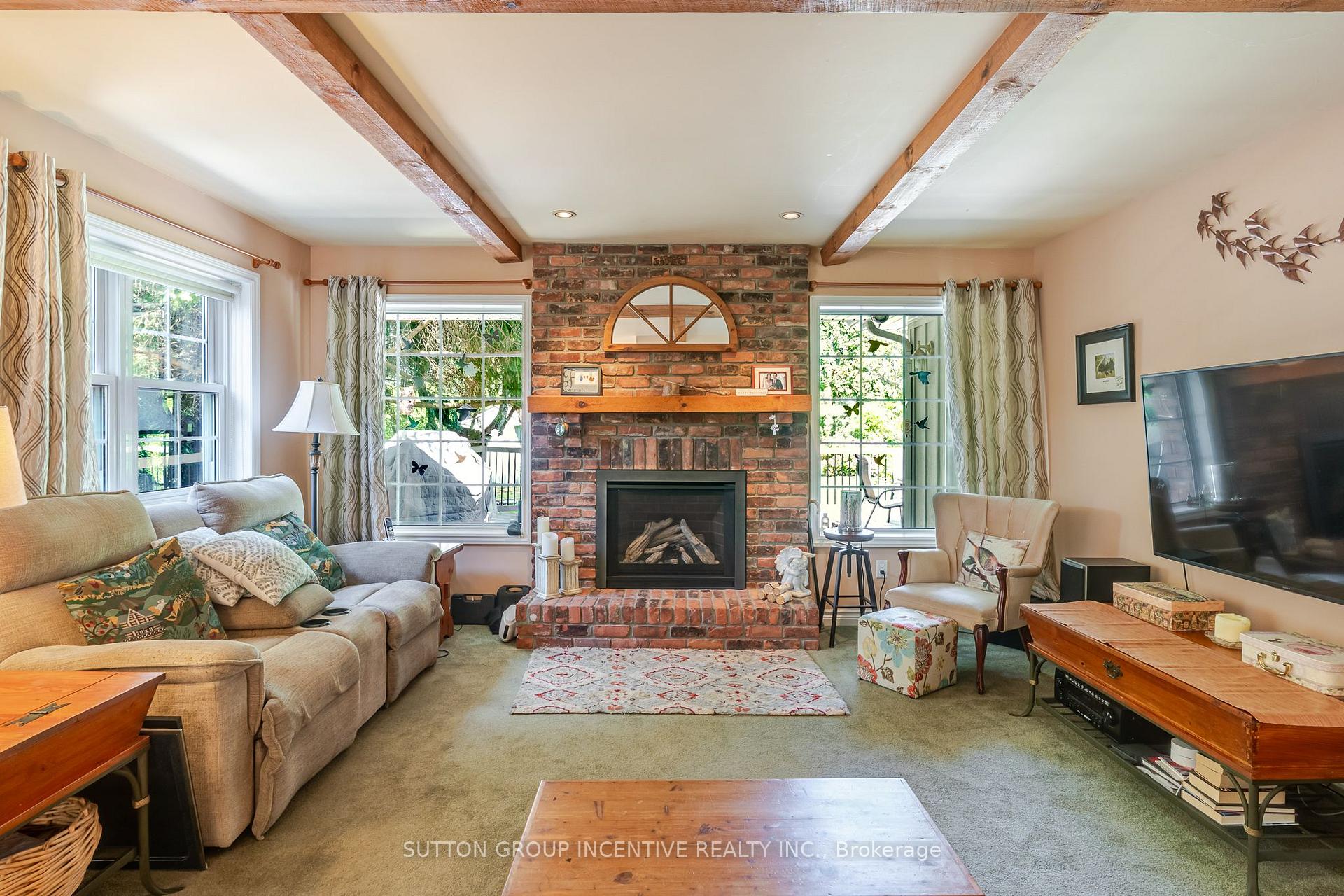 Photo 9 of 1326 Gilford Road, Innisfil, Gilford — HOMEH