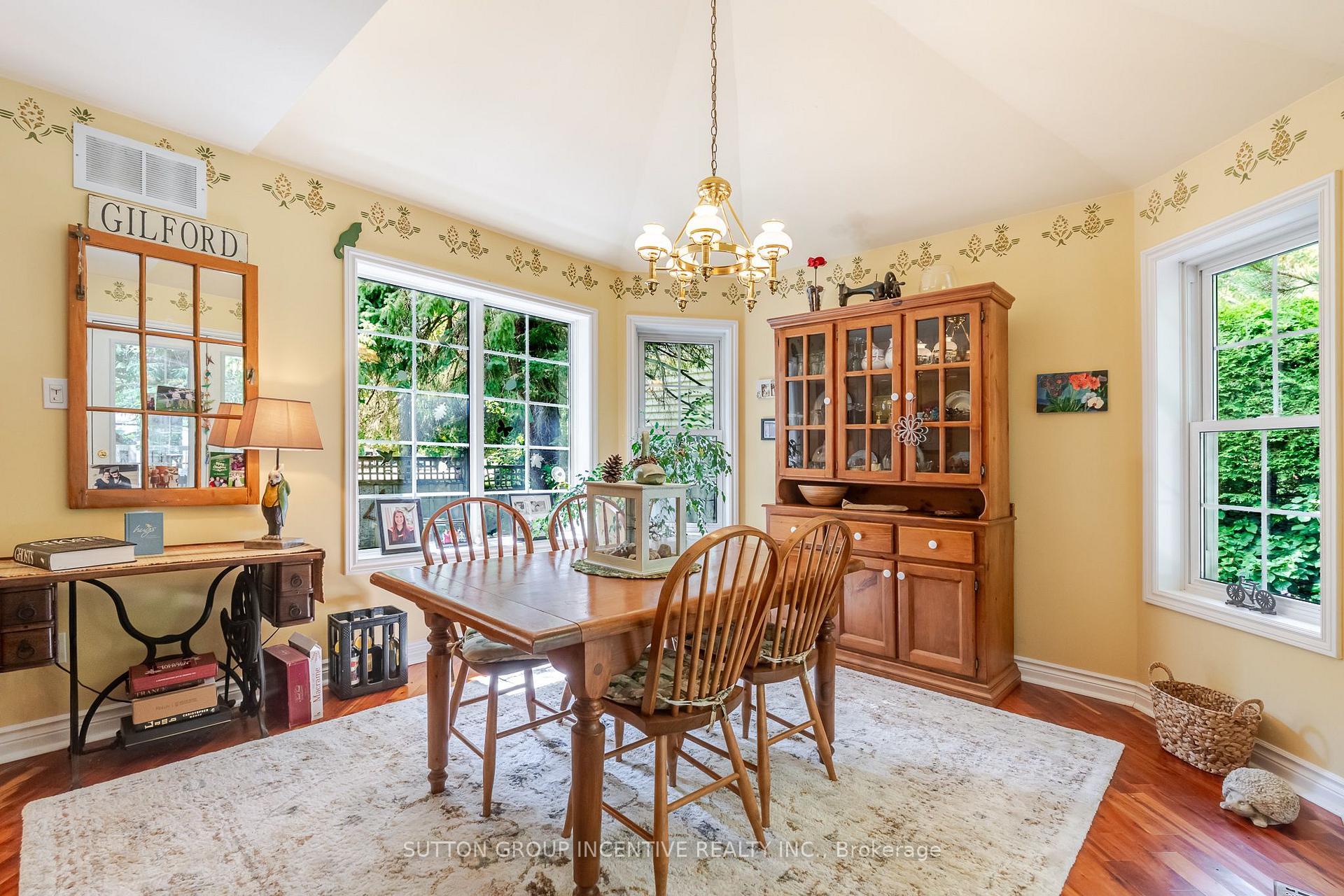 Photo 13 of 1326 Gilford Road, Innisfil, Gilford — HOMEH