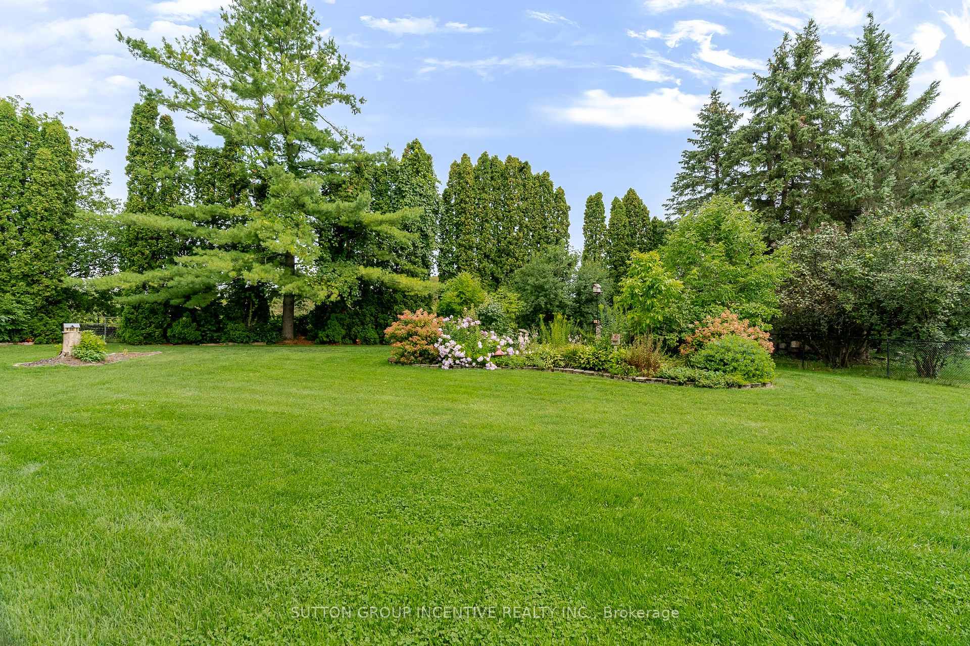 Photo 41 of 1326 Gilford Road, Innisfil, Gilford — HOMEH