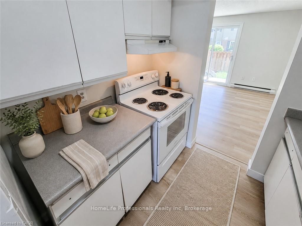 Photo 12 of Unit 29, 488 Grey Street, Brantford, Echo Place — HOMEH