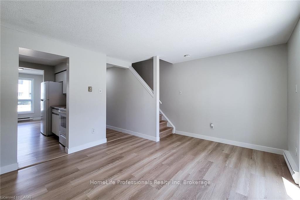 Photo 15 of Unit 29, 488 Grey Street, Brantford, Echo Place — HOMEH