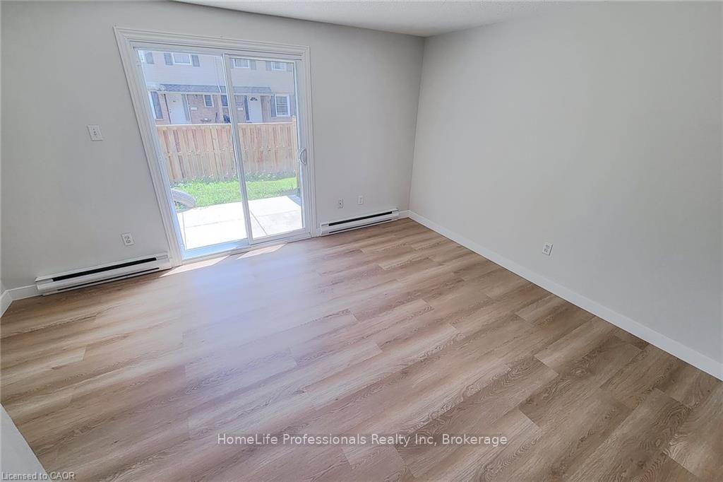 Photo 19 of Unit 29, 488 Grey Street, Brantford, Echo Place — HOMEH
