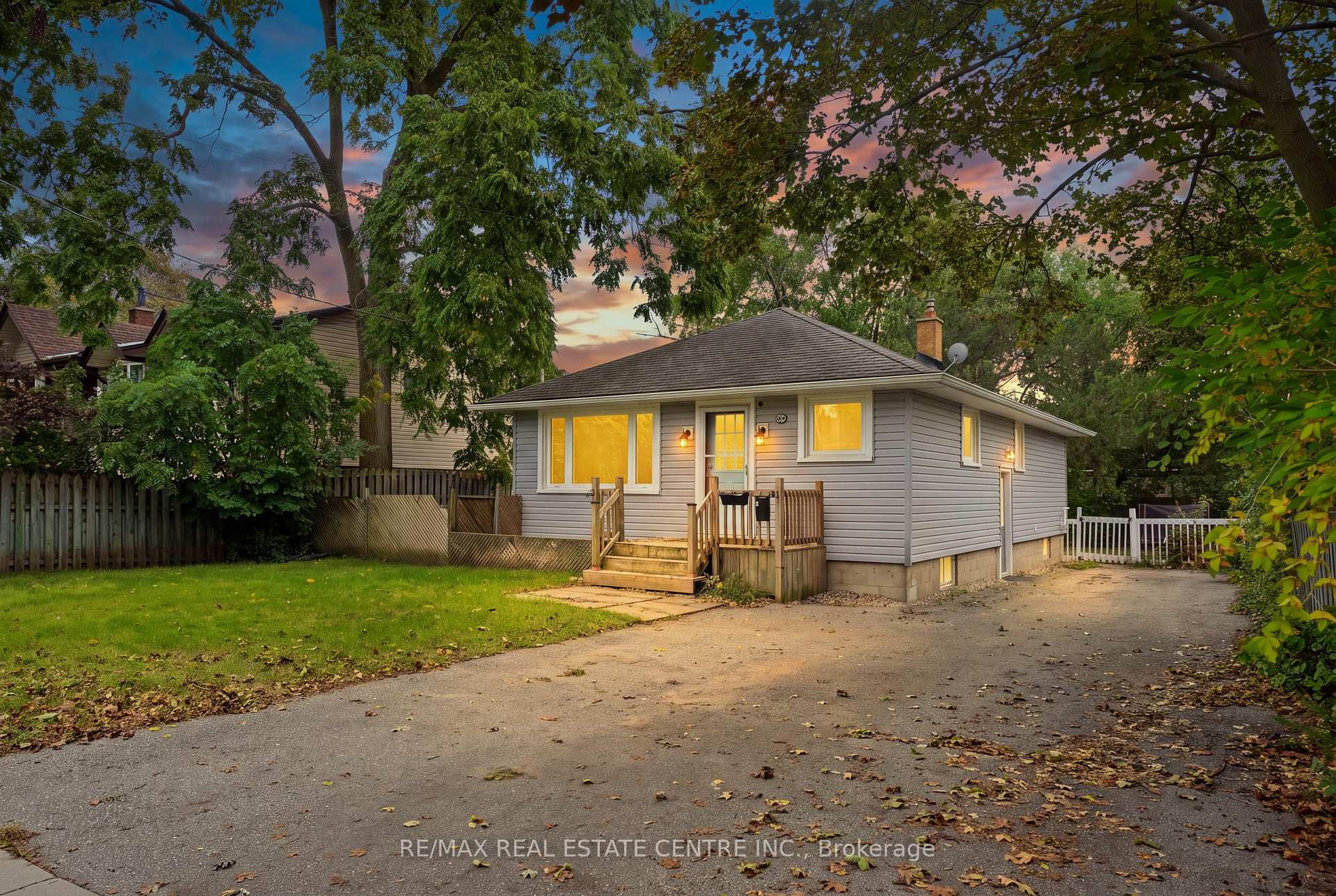 Photo of 226 Delhi Street