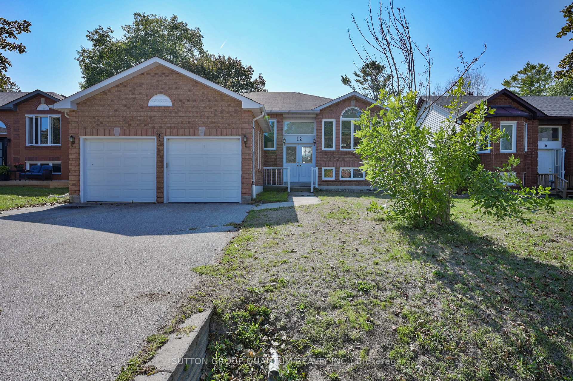 Photo 3 of 12 Langevin Drive, Wasaga Beach — HOMEH