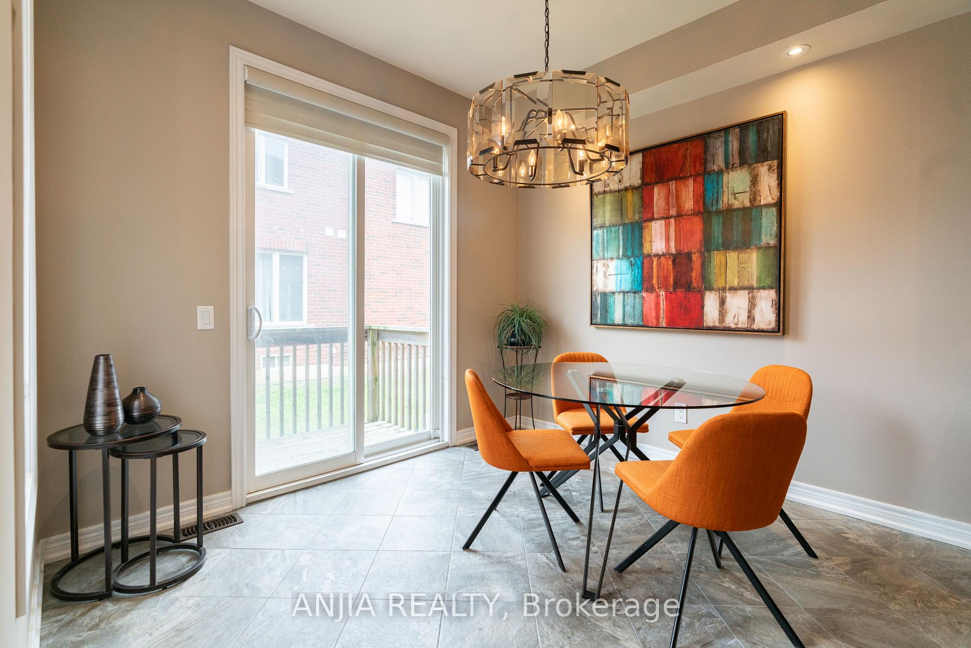 Photo 10 of 39 Percy Reesor Street, Markham, Berczy — HOMEH