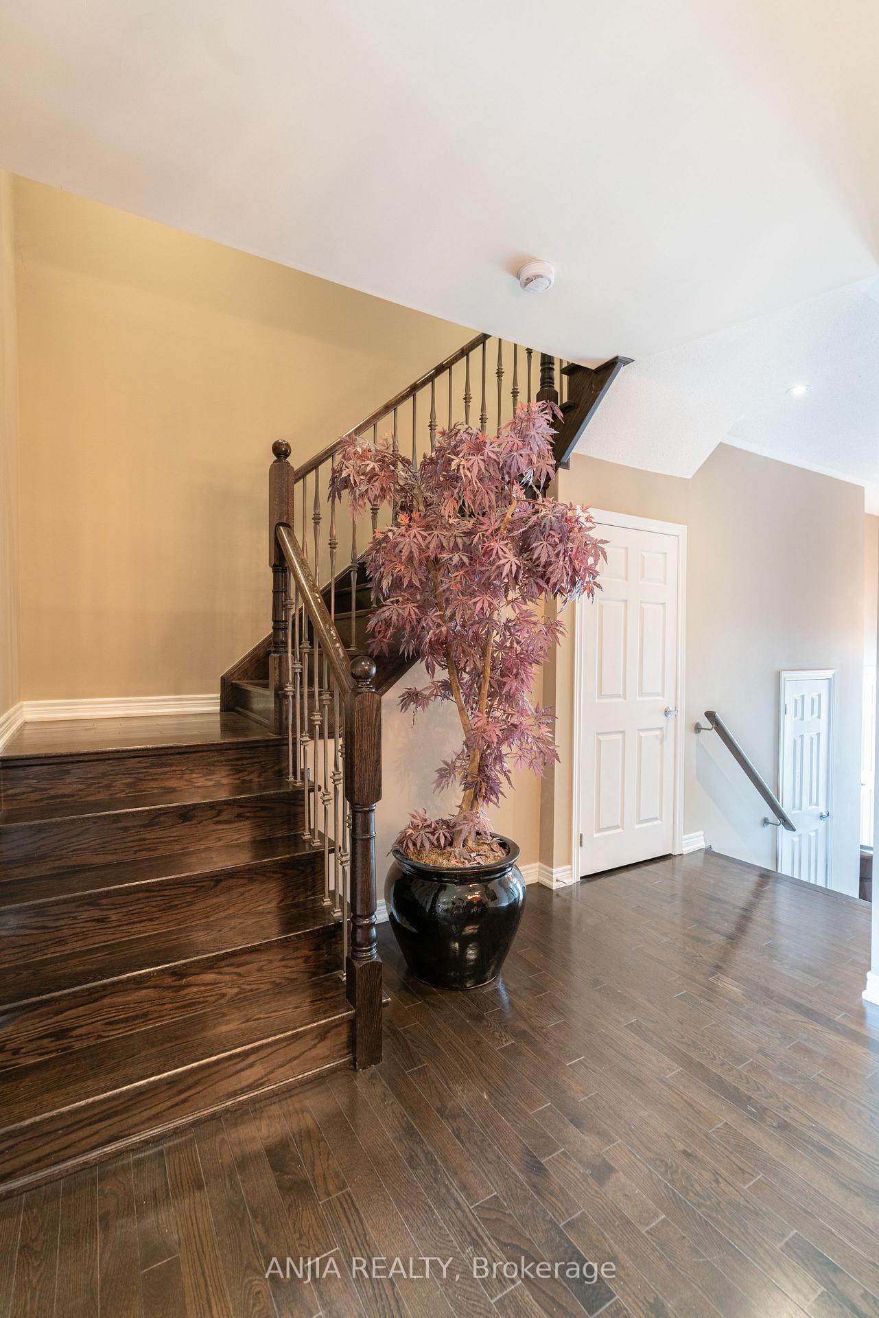 Photo 14 of 39 Percy Reesor Street, Markham, Berczy — HOMEH
