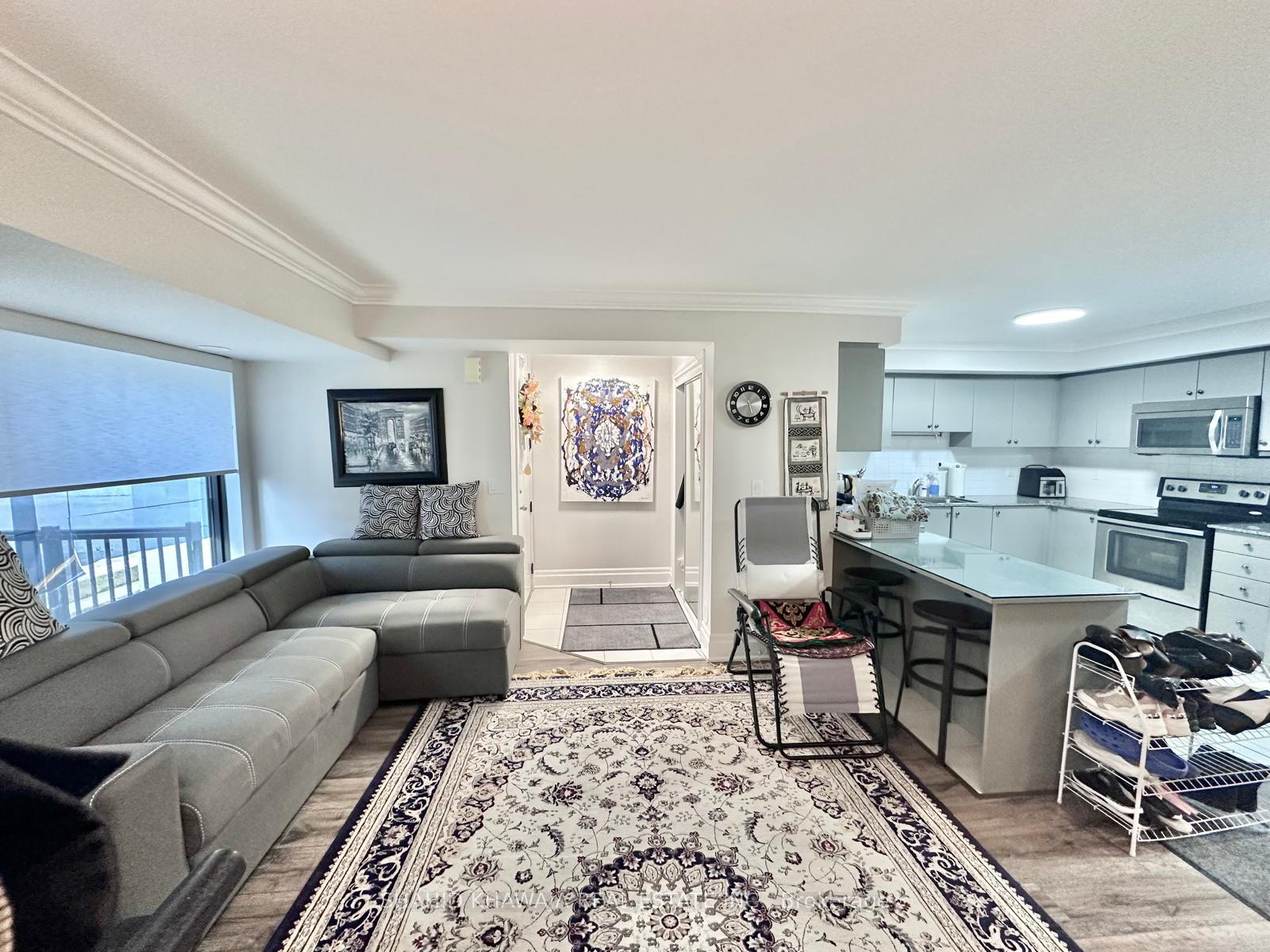 Photo 3 of Unit 723, 138 Widdicombe Hill Boulevard, Etobicoke, Willowridge-Martingrove-Richview — HOMEH