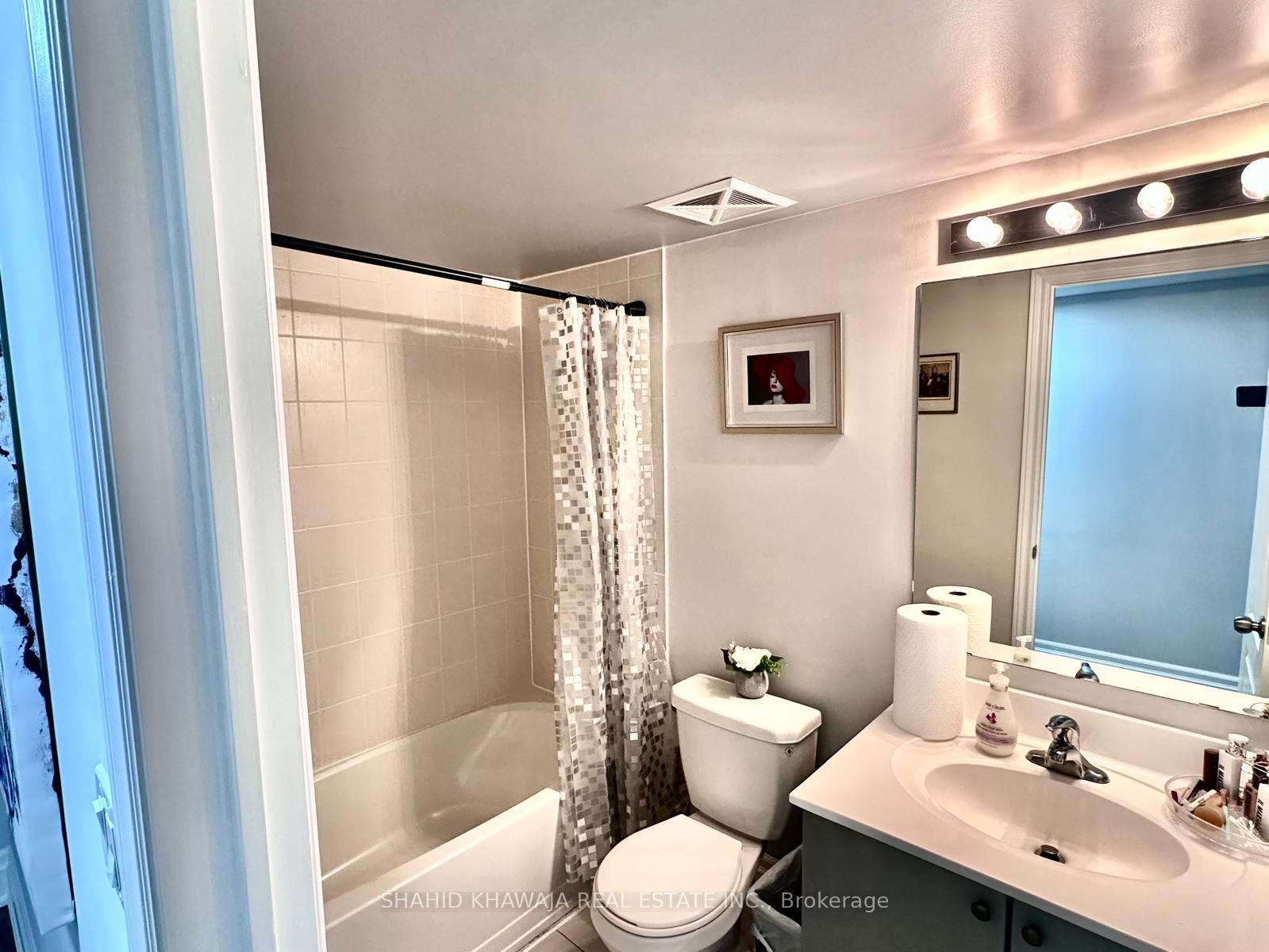 Photo 9 of Unit 723, 138 Widdicombe Hill Boulevard, Etobicoke, Willowridge-Martingrove-Richview — HOMEH