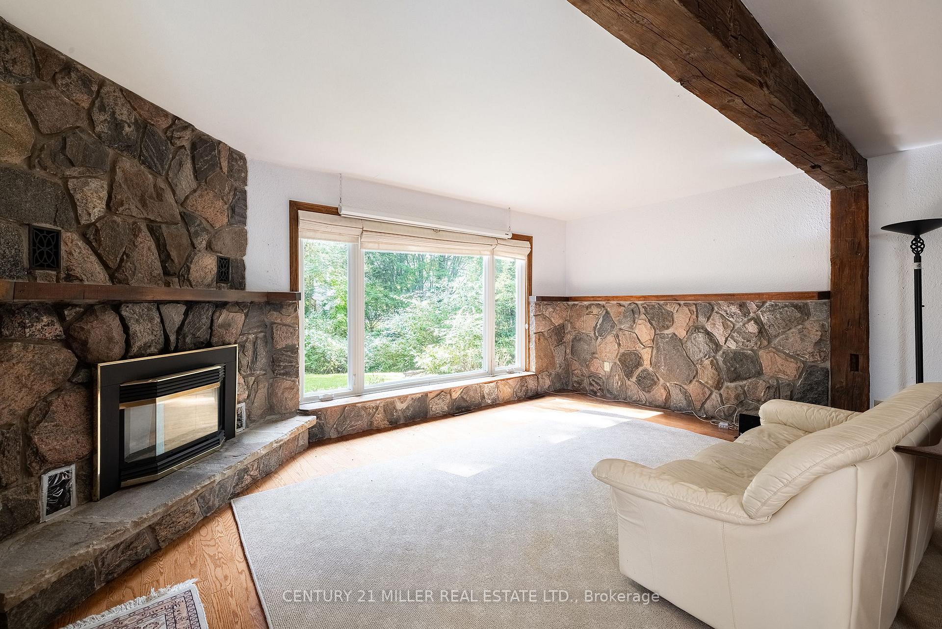 Photo 10 of 1242 Donlea Crescent, Oakville, Morrison — HOMEH