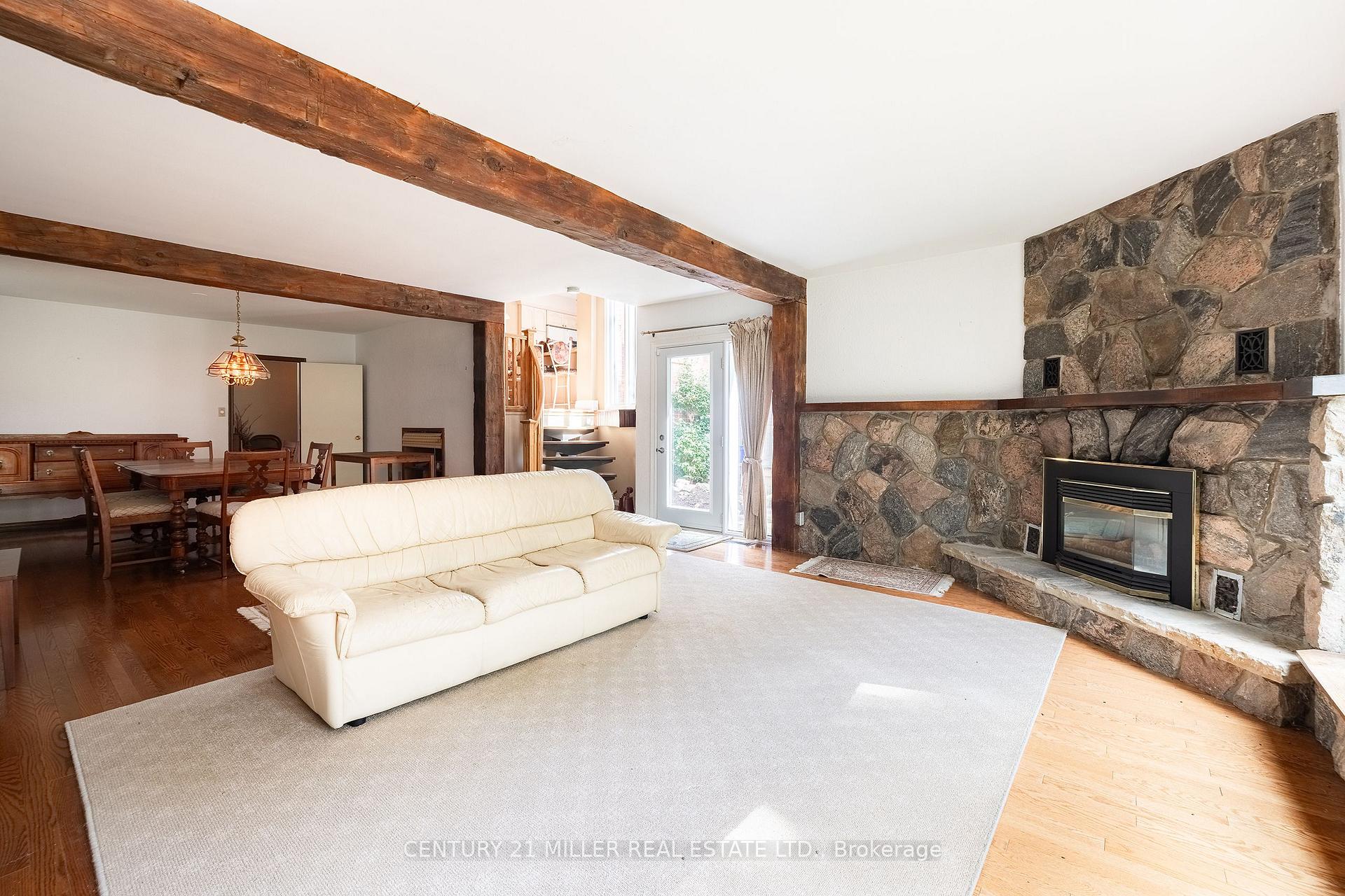 Photo 11 of 1242 Donlea Crescent, Oakville, Morrison — HOMEH