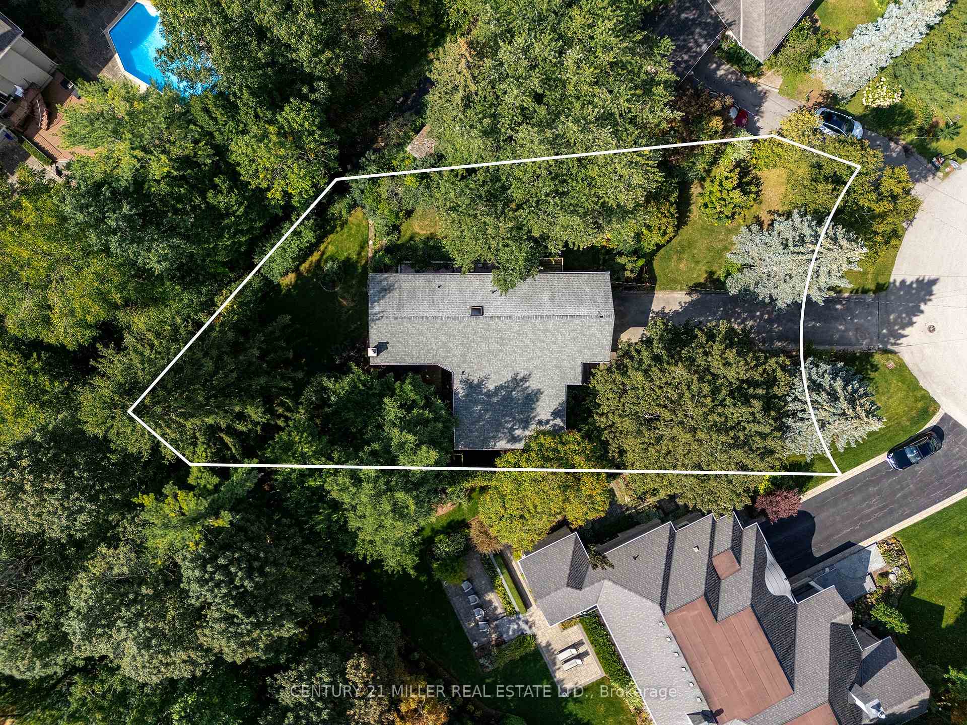 Photo 3 of 1242 Donlea Crescent, Oakville, Morrison — HOMEH