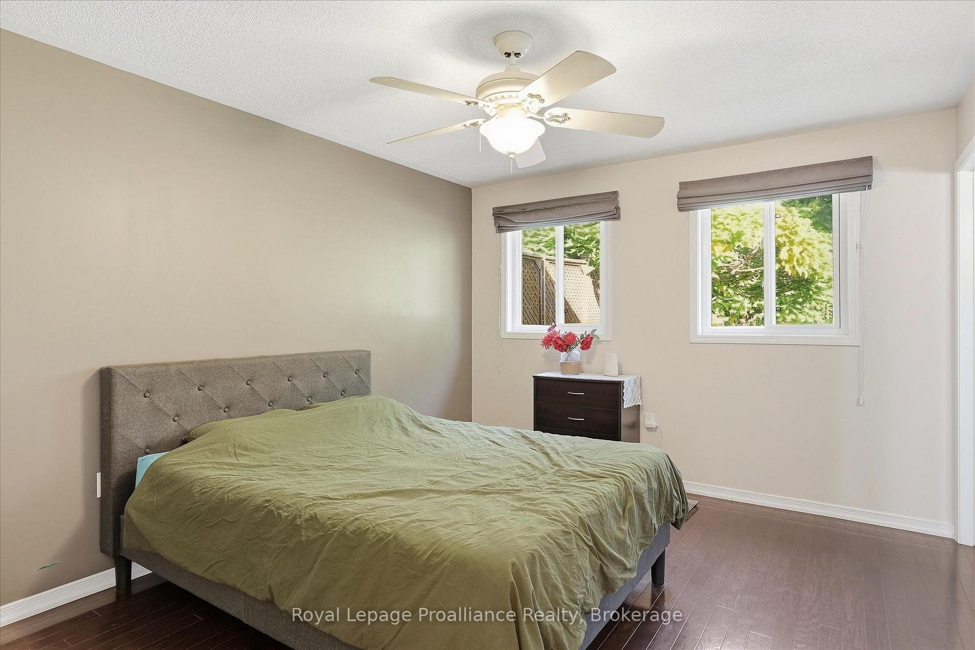 Photo 24 of 82 Parcells Crescent, Peterborough, Otonabee Ward 1 — HOMEH