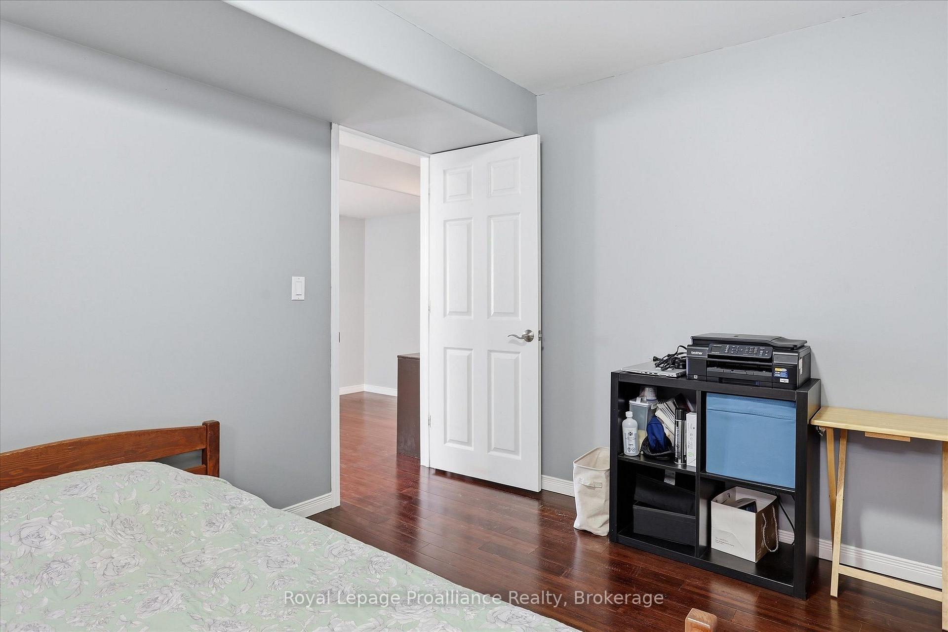 Photo 37 of 82 Parcells Crescent, Peterborough, Otonabee Ward 1 — HOMEH