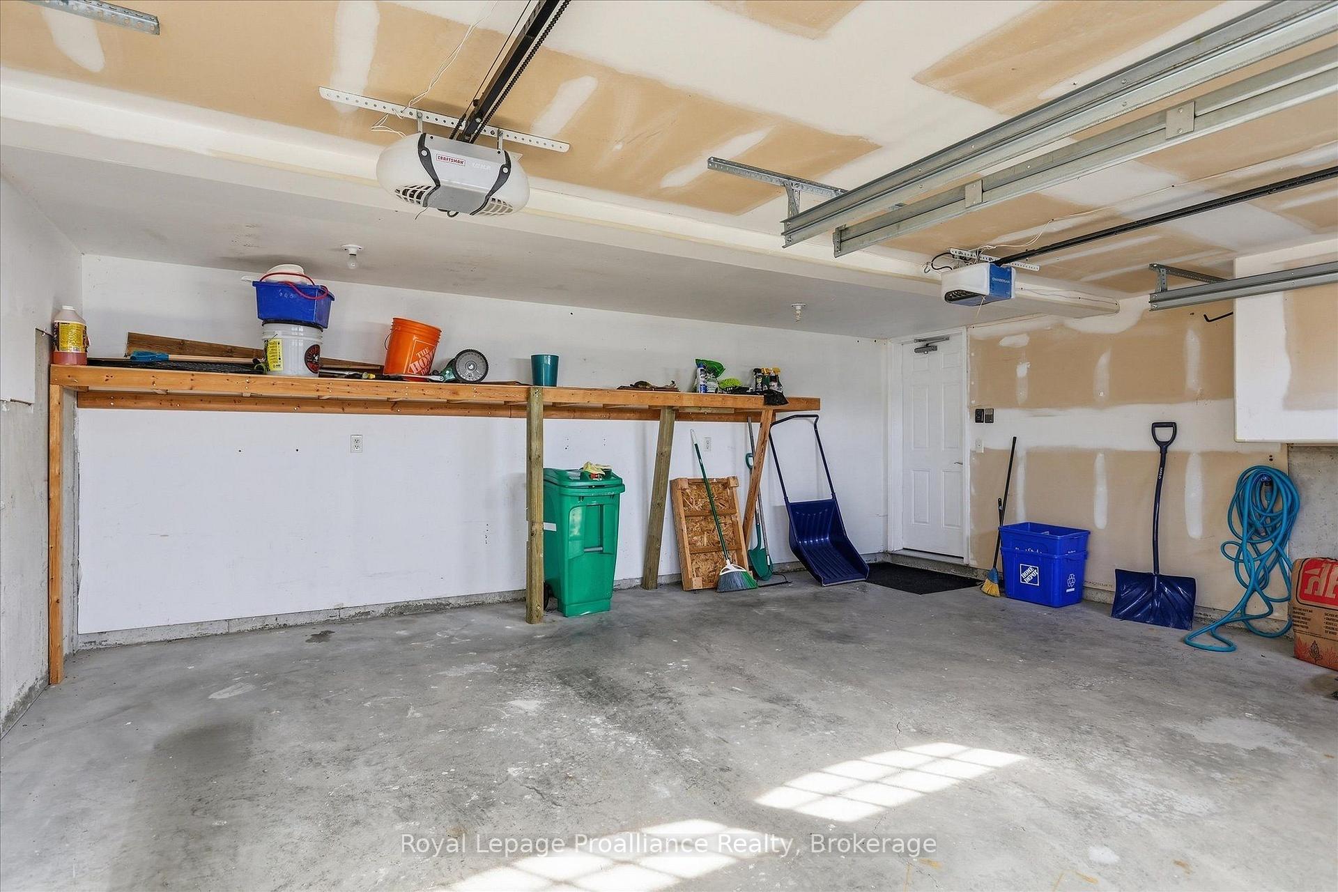Photo 41 of 82 Parcells Crescent, Peterborough, Otonabee Ward 1 — HOMEH