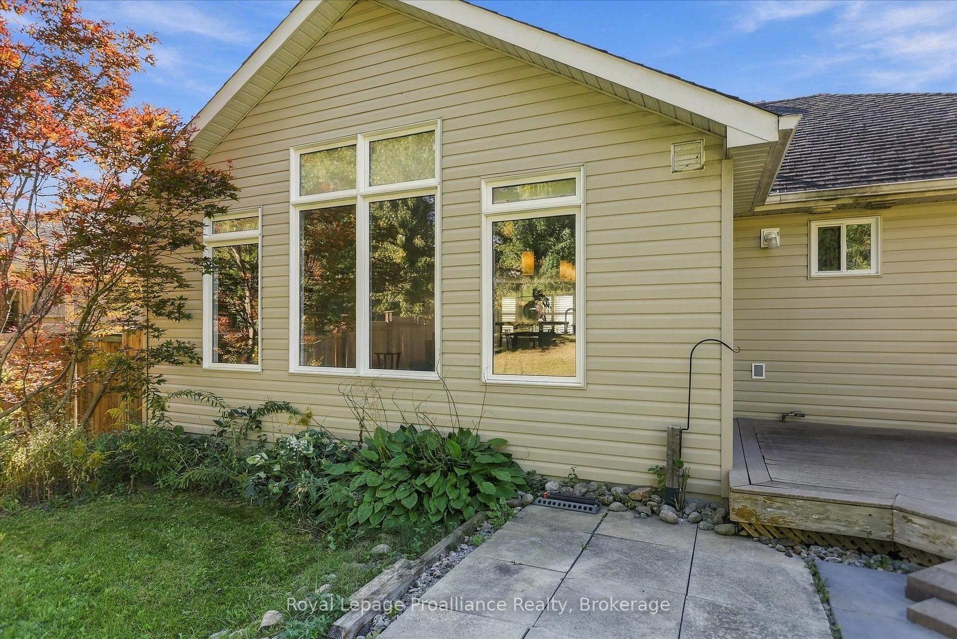 Photo 44 of 82 Parcells Crescent, Peterborough, Otonabee Ward 1 — HOMEH