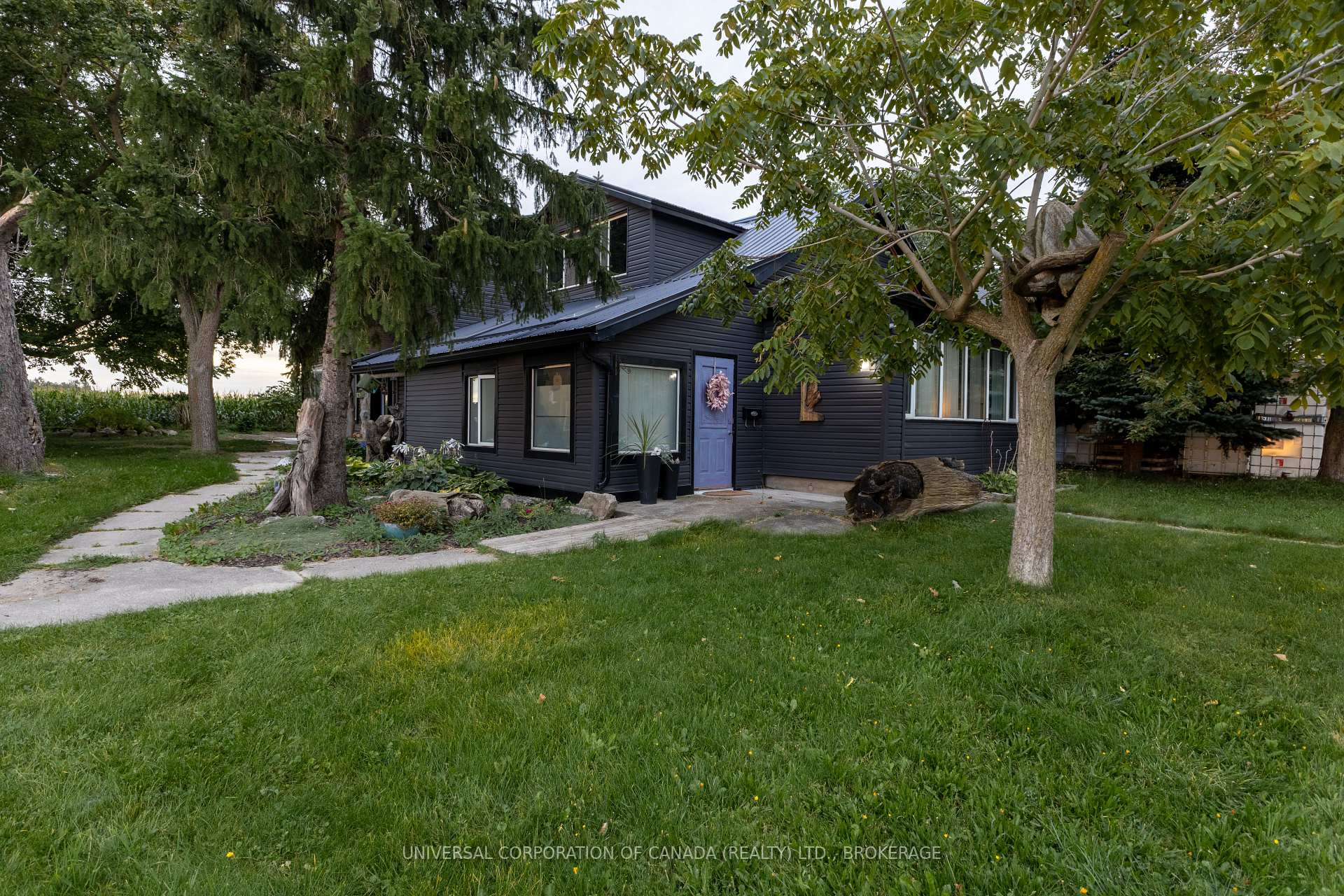 Photo 38 of 100 Huron Road, Perth East, Shakespeare — HOMEH